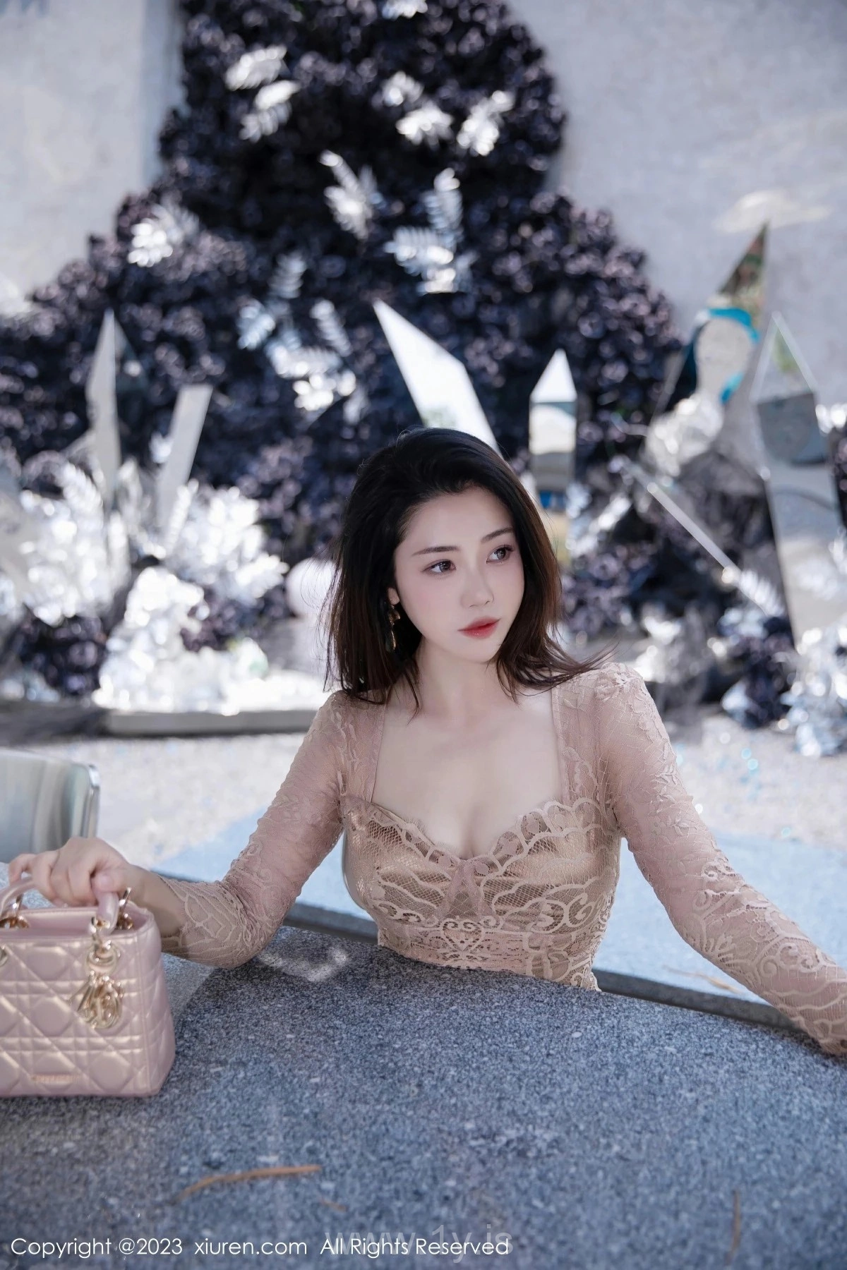 XIUREN(秀人网) No.7216 Exquisite & Refined Chinese Women 嚴利娅Yuliya
