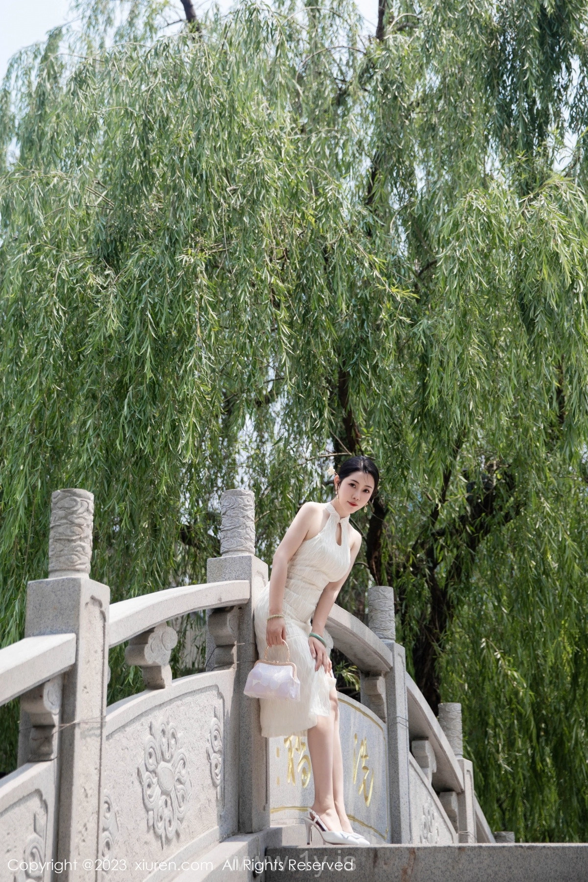 XIUREN(秀人网) No.7435 Lovely Chinese Mature Princess 嚴利娅Yuliya