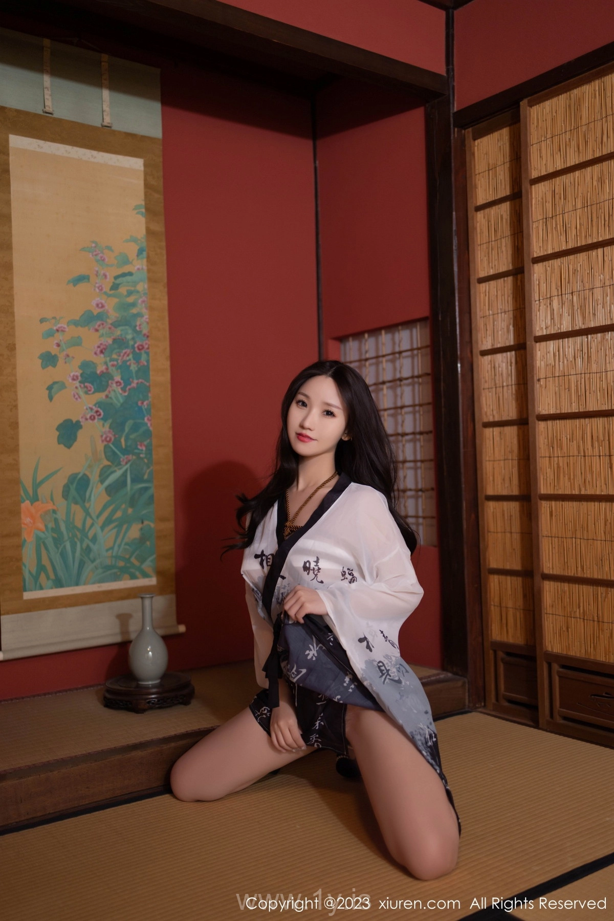 XIUREN(秀人网) No.7561 Well-developed & Alluring Chinese Women 杏子Yada