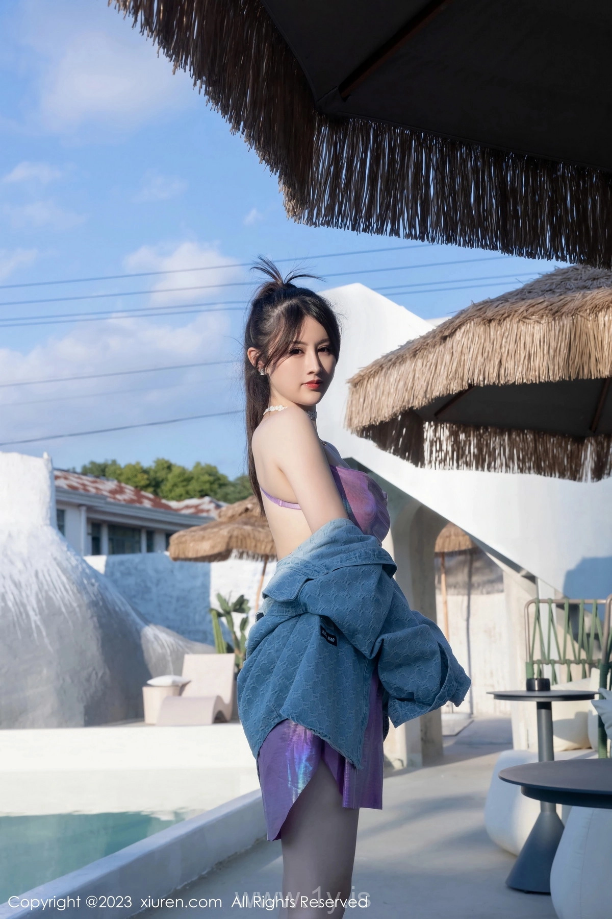 XIUREN(秀人网) No.7565 Ravishing & Good-looking Asian Starlet 詩詩kiki