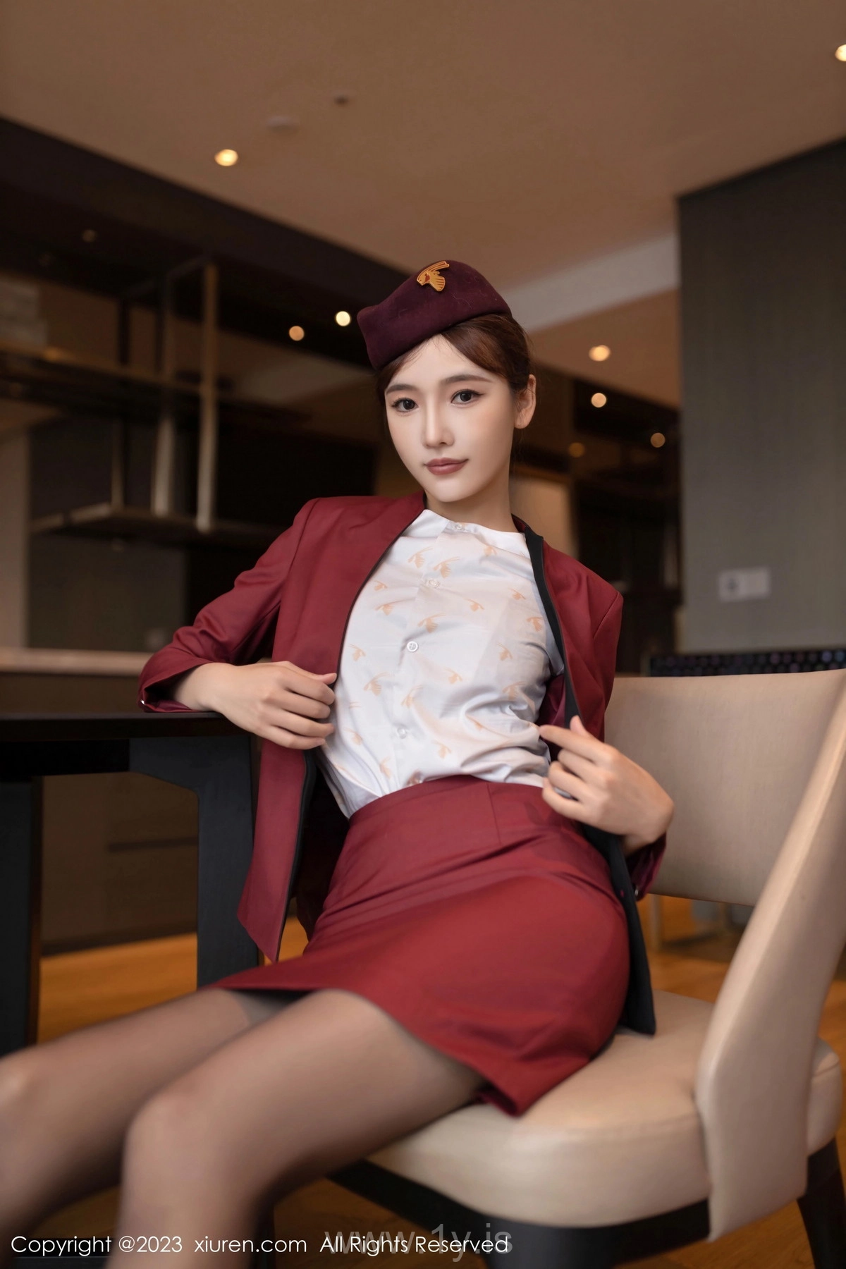 XIUREN(秀人网) No.7569 Gorgeous & Stylish Asian Queen 陸萱萱