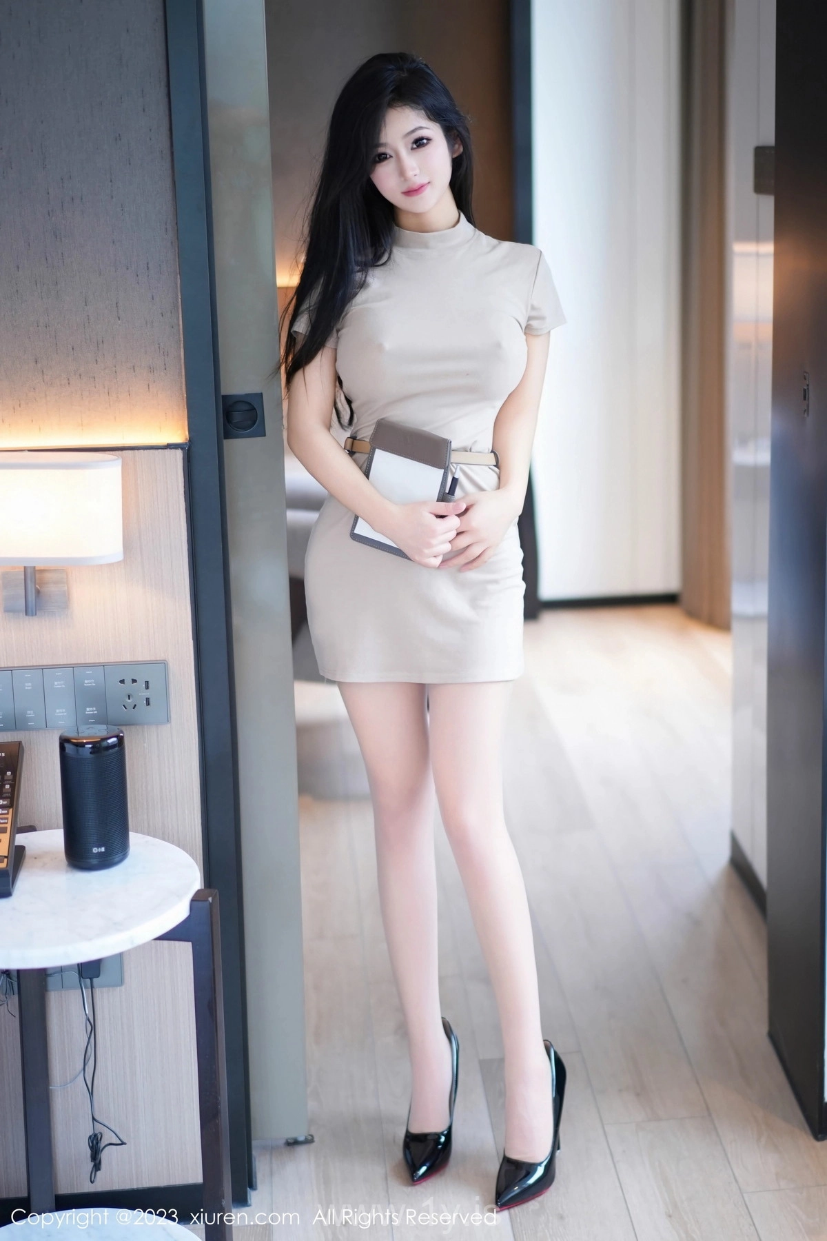 XIUREN(秀人网) No.7572 Innocent Chinese Rose 譚小靈