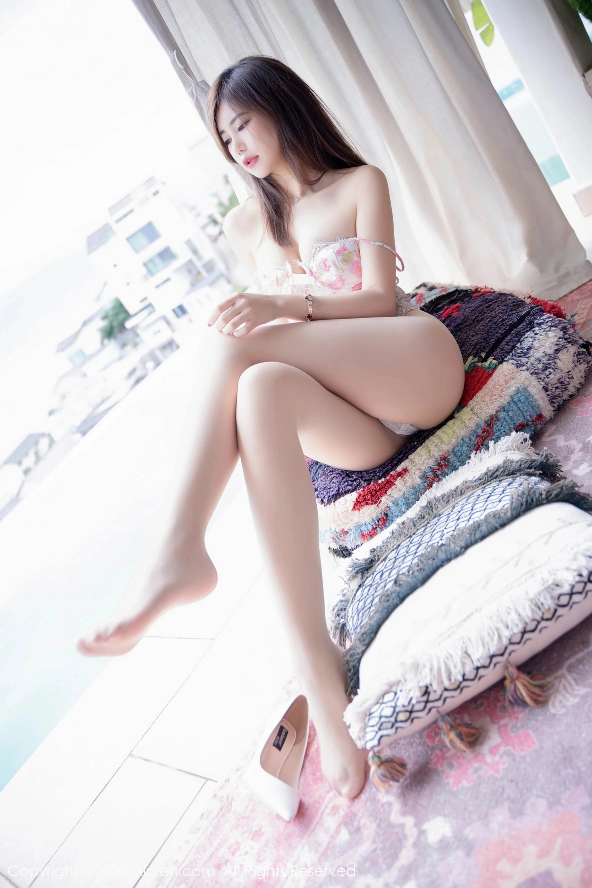 XIUREN(秀人网) No.7573 Extraordinary Chinese Femme fatale 绮里嘉ula
