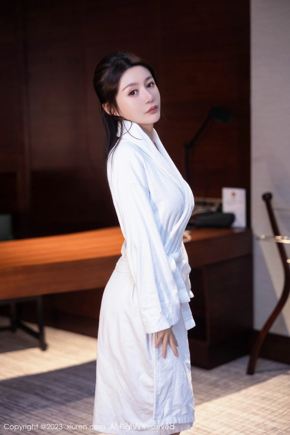 XIUREN(秀人网) No.7579 Decent & Bewitching Asian Babe 怮怮唐甯甯