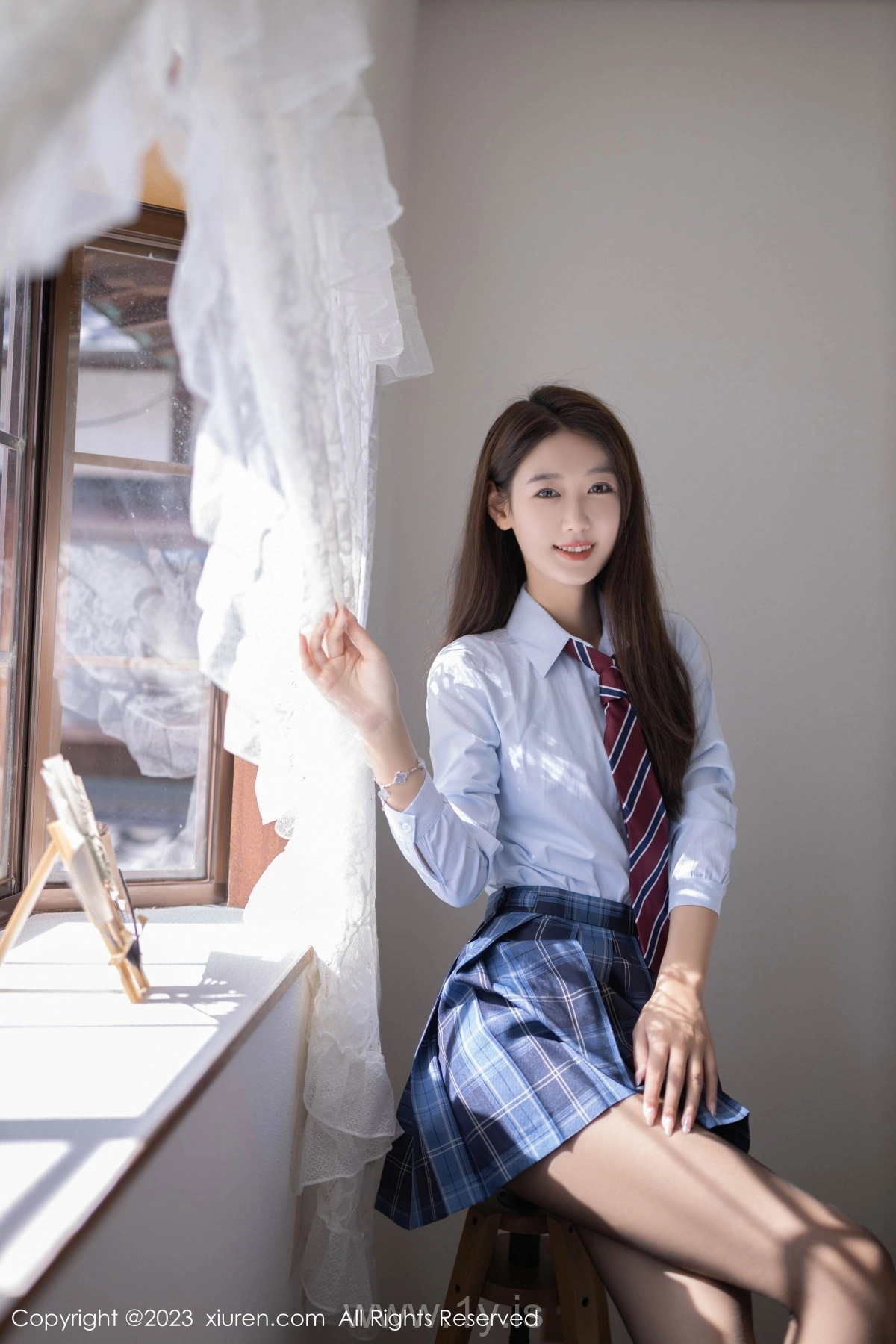 XIUREN(秀人网) No.7585 Sultry Chinese Cougar 唐安琪