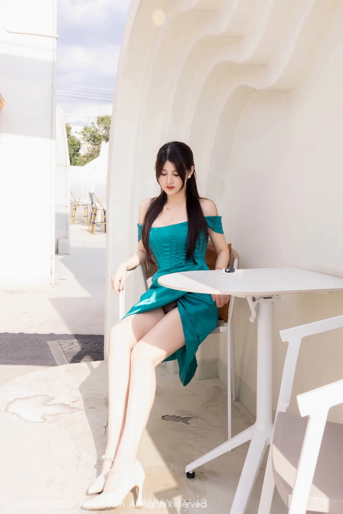 XIUREN(秀人网) No.7592 Perfect & Captivating Asian Temptress 詩詩kiki