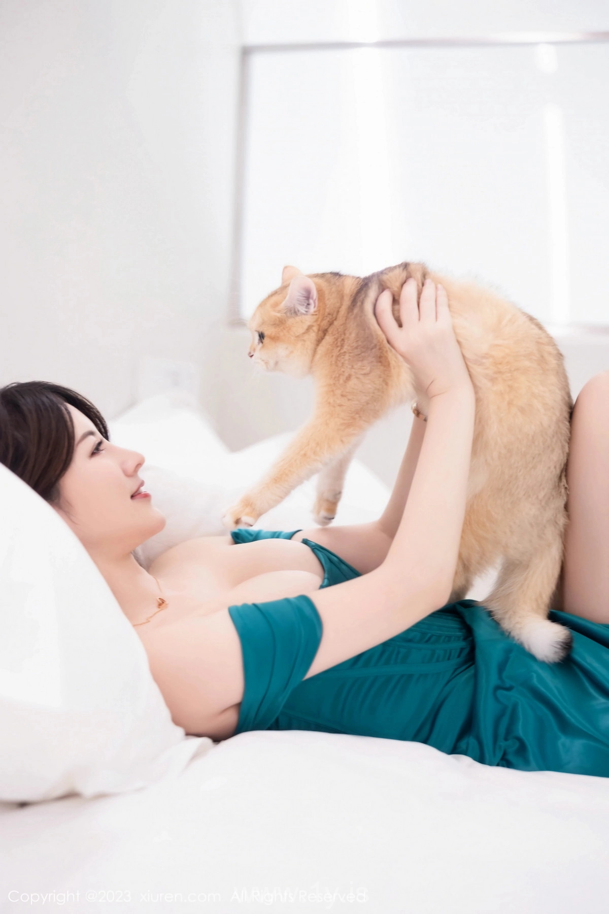 XIUREN(秀人网) No.7592 Perfect & Captivating Asian Temptress 詩詩kiki