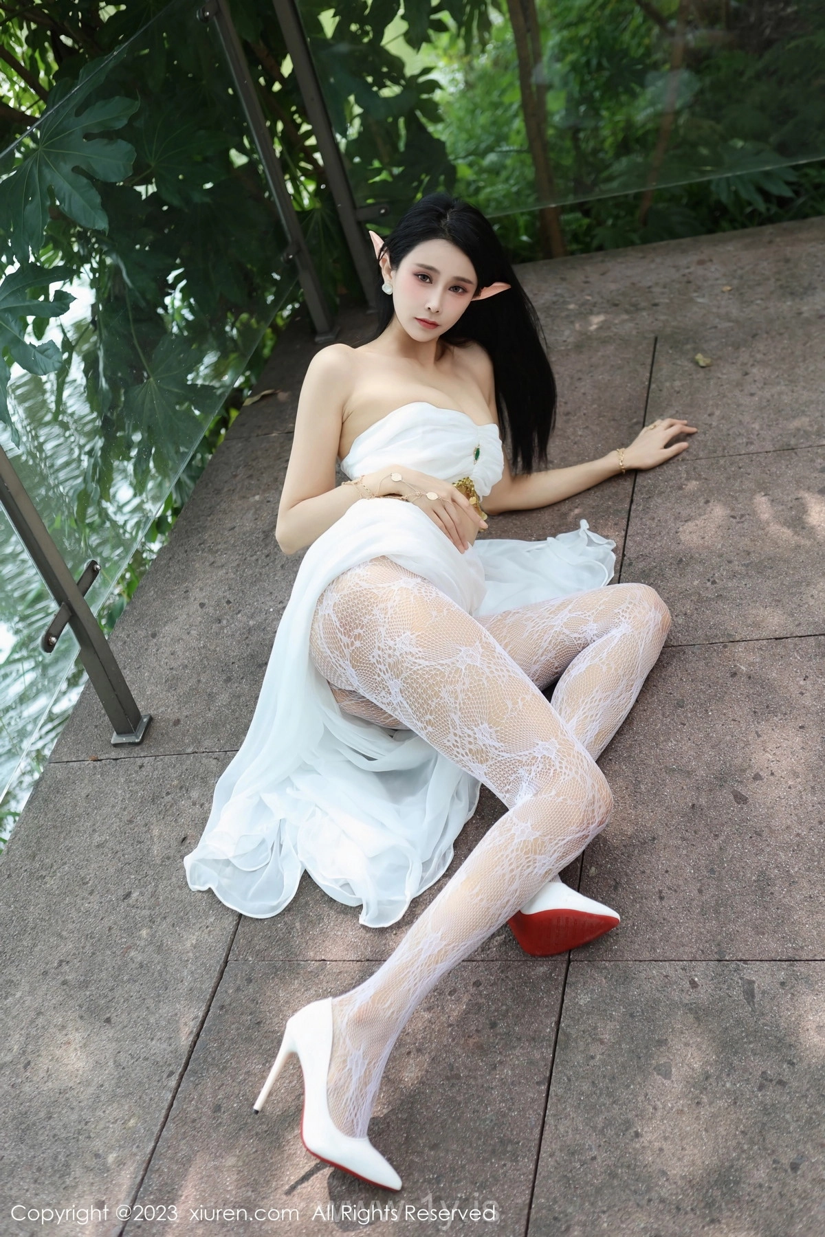 XIUREN(秀人网) No.7598 Ravishing Chinese Chick 草莓mm
