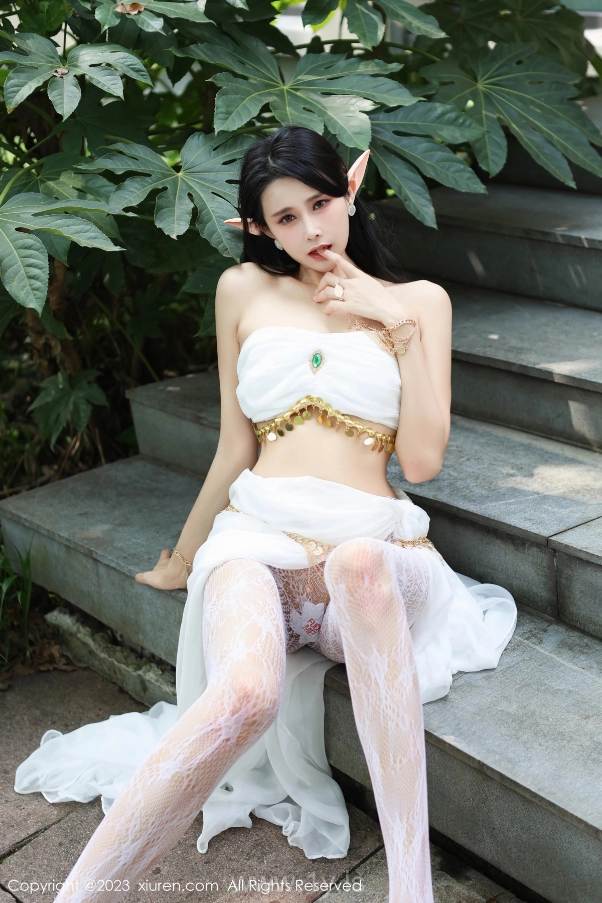 XIUREN(秀人网) No.7598 Ravishing Chinese Chick 草莓mm