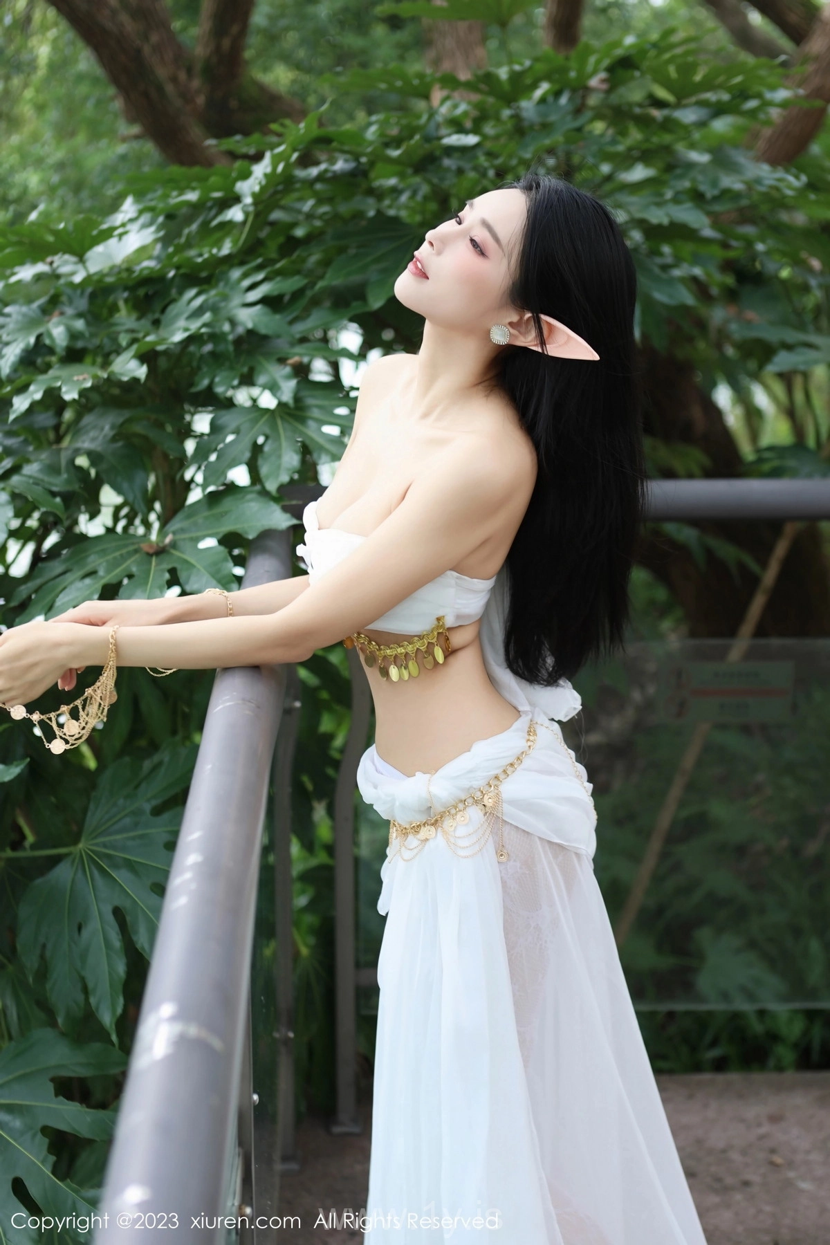 XIUREN(秀人网) No.7598 Ravishing Chinese Chick 草莓mm