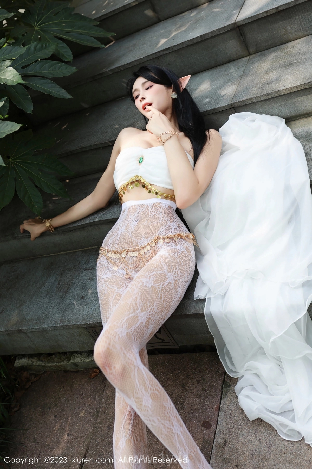 XIUREN(秀人网) No.7598 Ravishing Chinese Chick 草莓mm