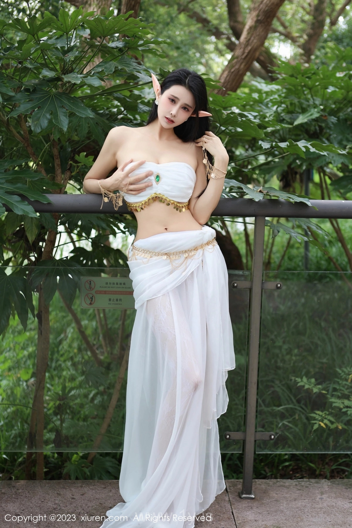 XIUREN(秀人网) No.7598 Ravishing Chinese Chick 草莓mm