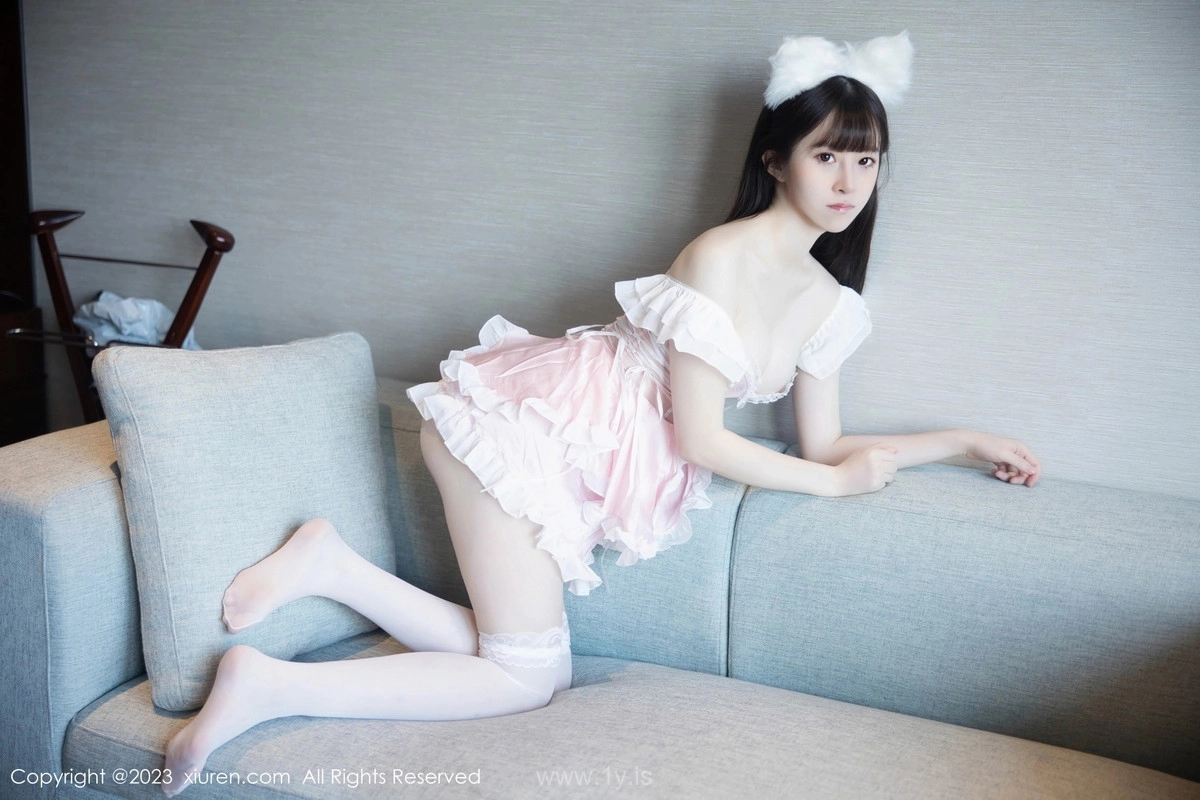 XIUREN(秀人网) No.7602 Ravishing & Sexy Chinese Fox 林悠悠