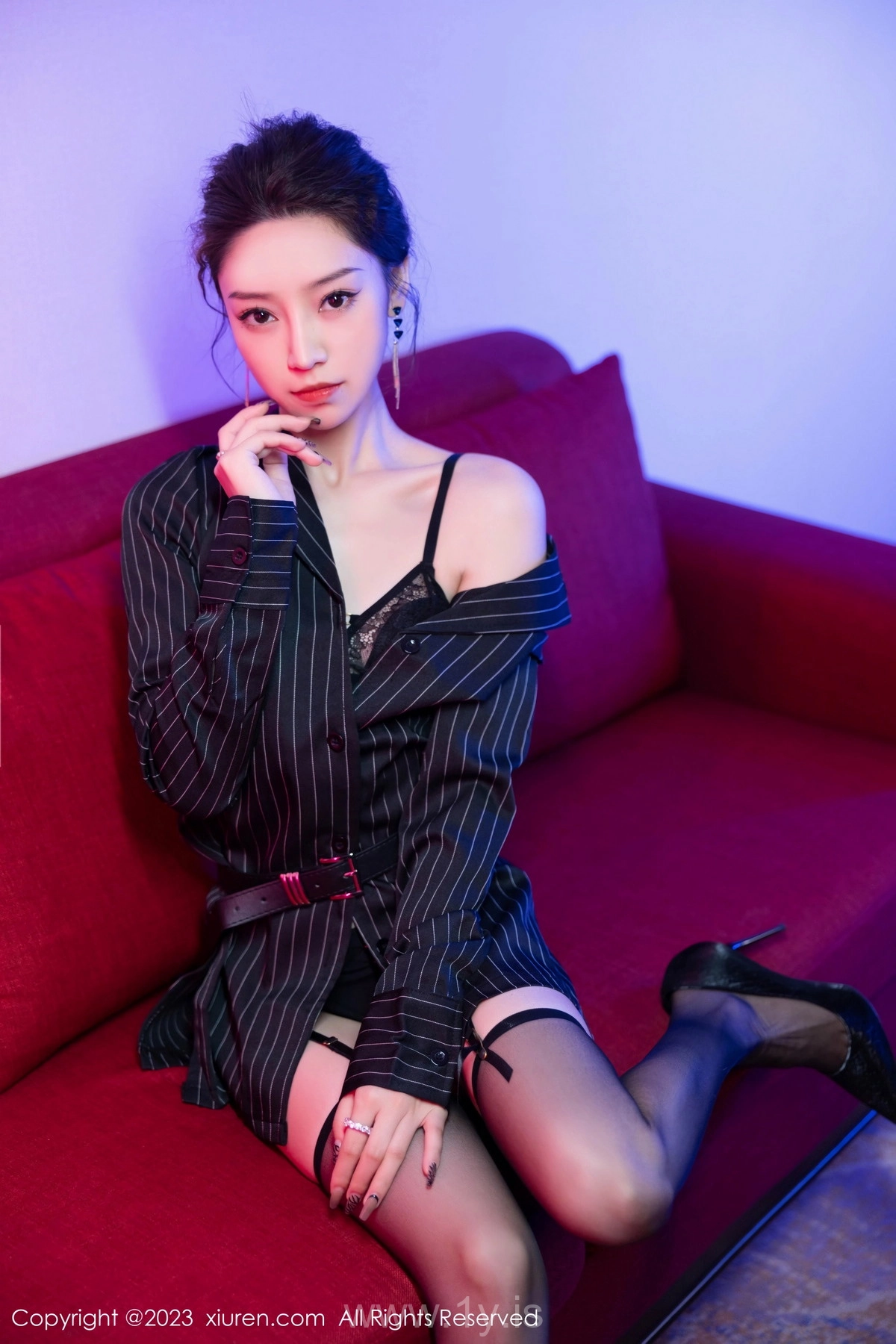 XIUREN(秀人网) No.7611 Charming Chinese Mature Princess 蘇曼兮