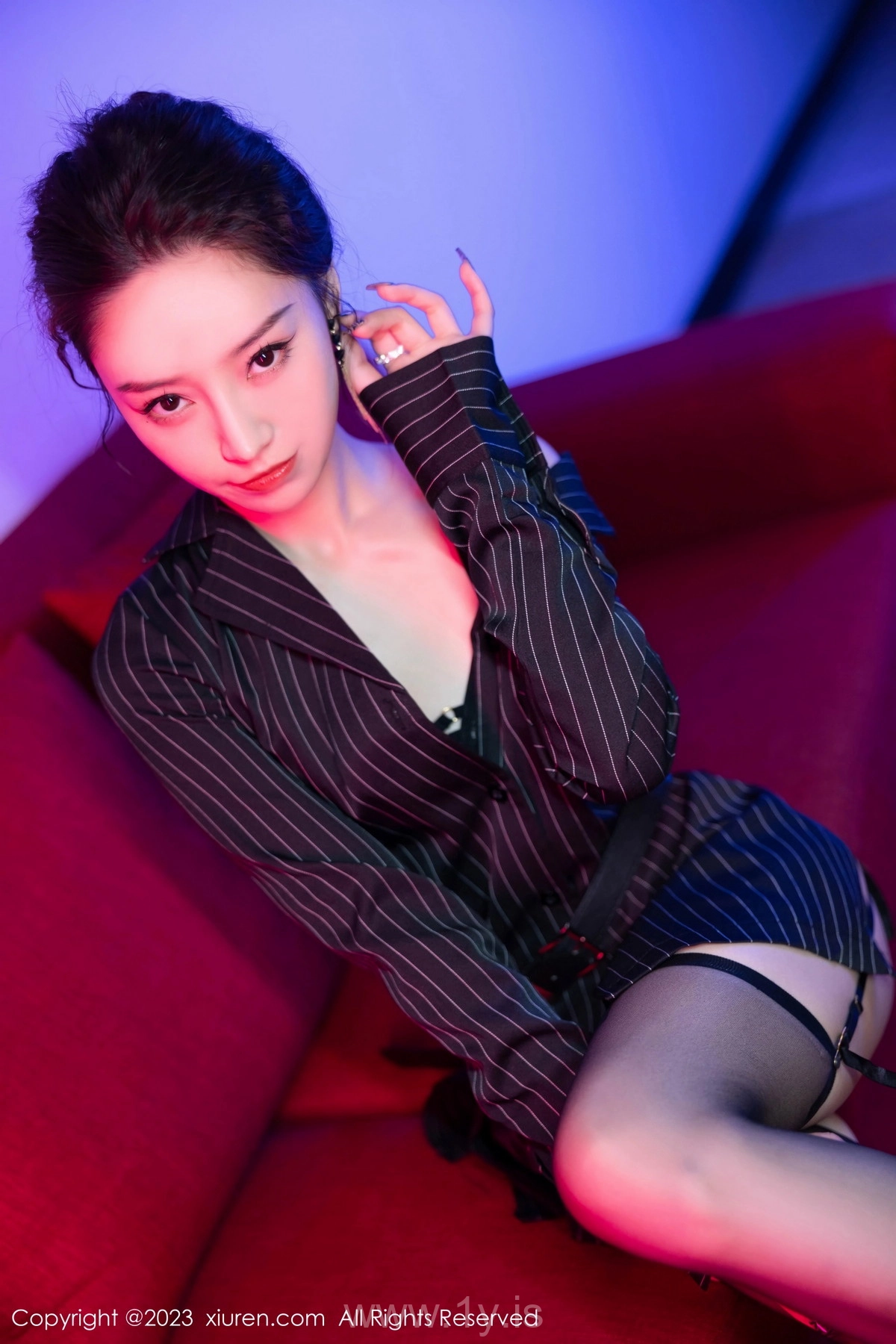 XIUREN(秀人网) No.7611 Charming Chinese Mature Princess 蘇曼兮