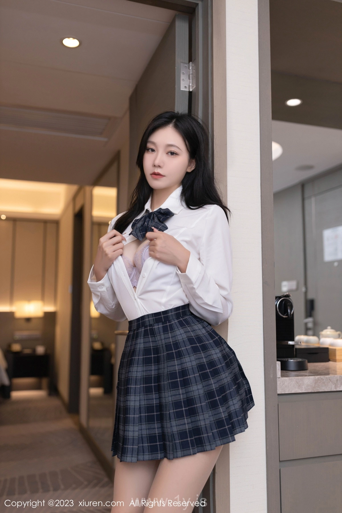 XIUREN(秀人网) No.7626 Enigmatic & Knockout Asian Temptress 安然anran