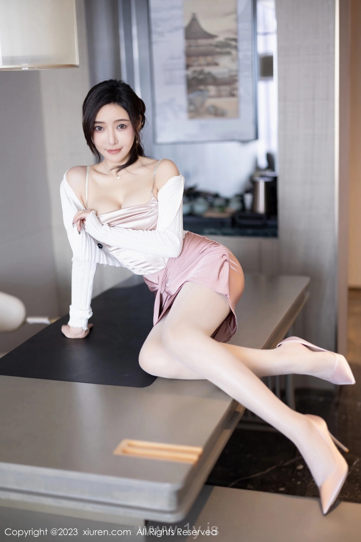 XIUREN(秀人网) No.7640 Hot & Innocent Chinese Enchantress 王馨瑤yanni