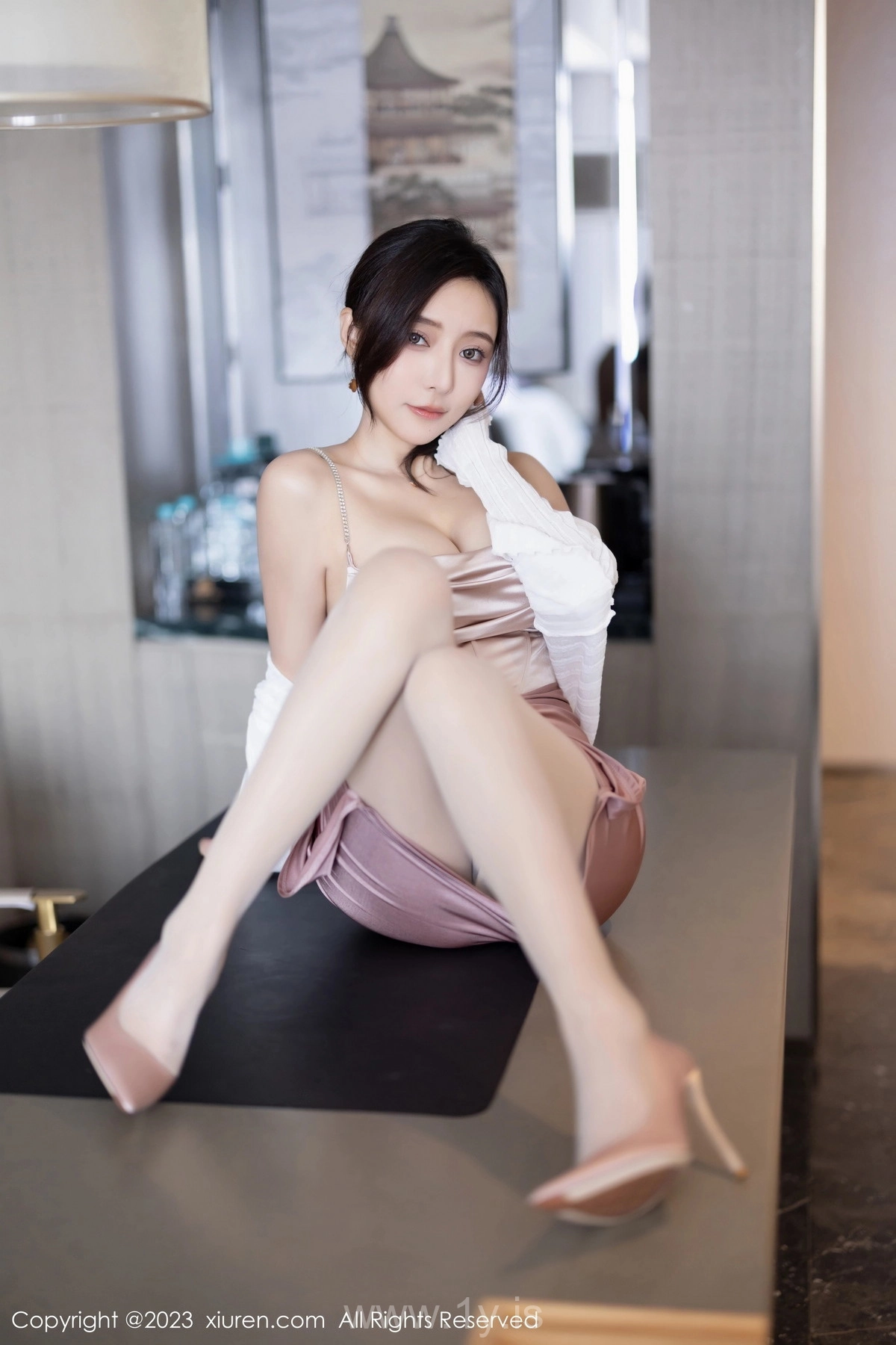 XIUREN(秀人网) No.7640 Hot & Innocent Chinese Enchantress 王馨瑤yanni