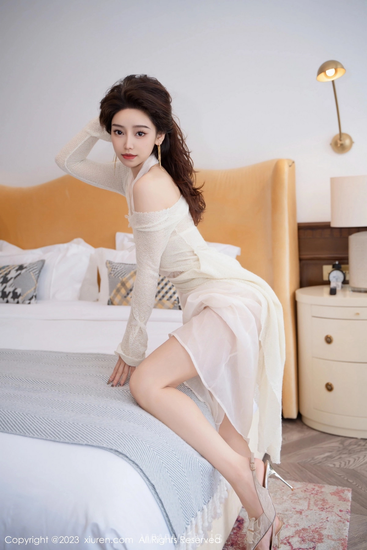XIUREN(秀人网) No.7658 Glamorous Asian Temptress 蘇曼兮