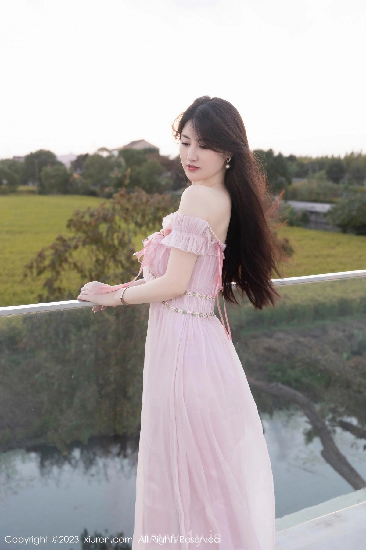 XIUREN(秀人网) No.7666 Attractive & Sophisticated Asian Women 詩詩kiki