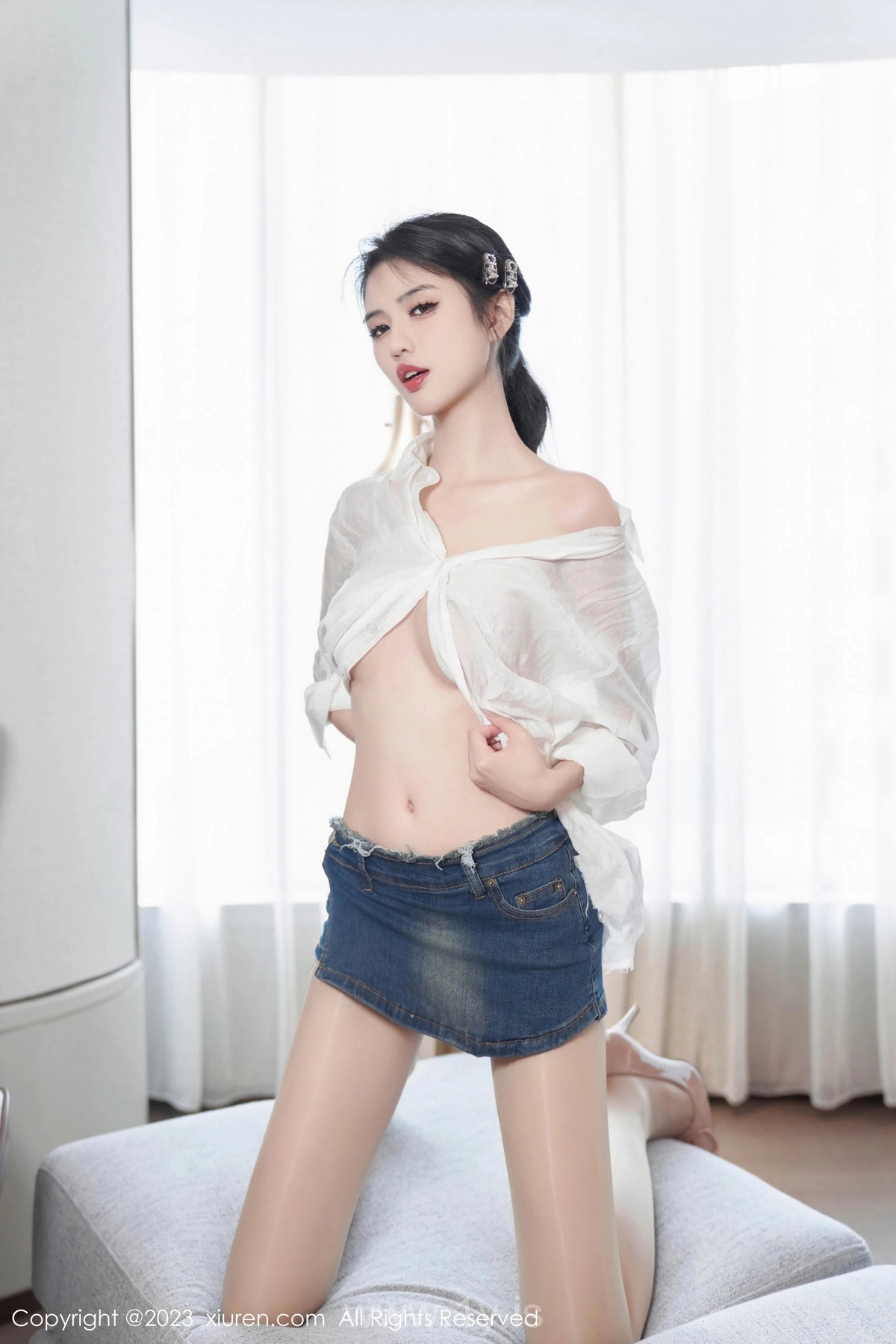 XIUREN(秀人网) No.7667 Attractive Asian Starlet 淺淺Danny