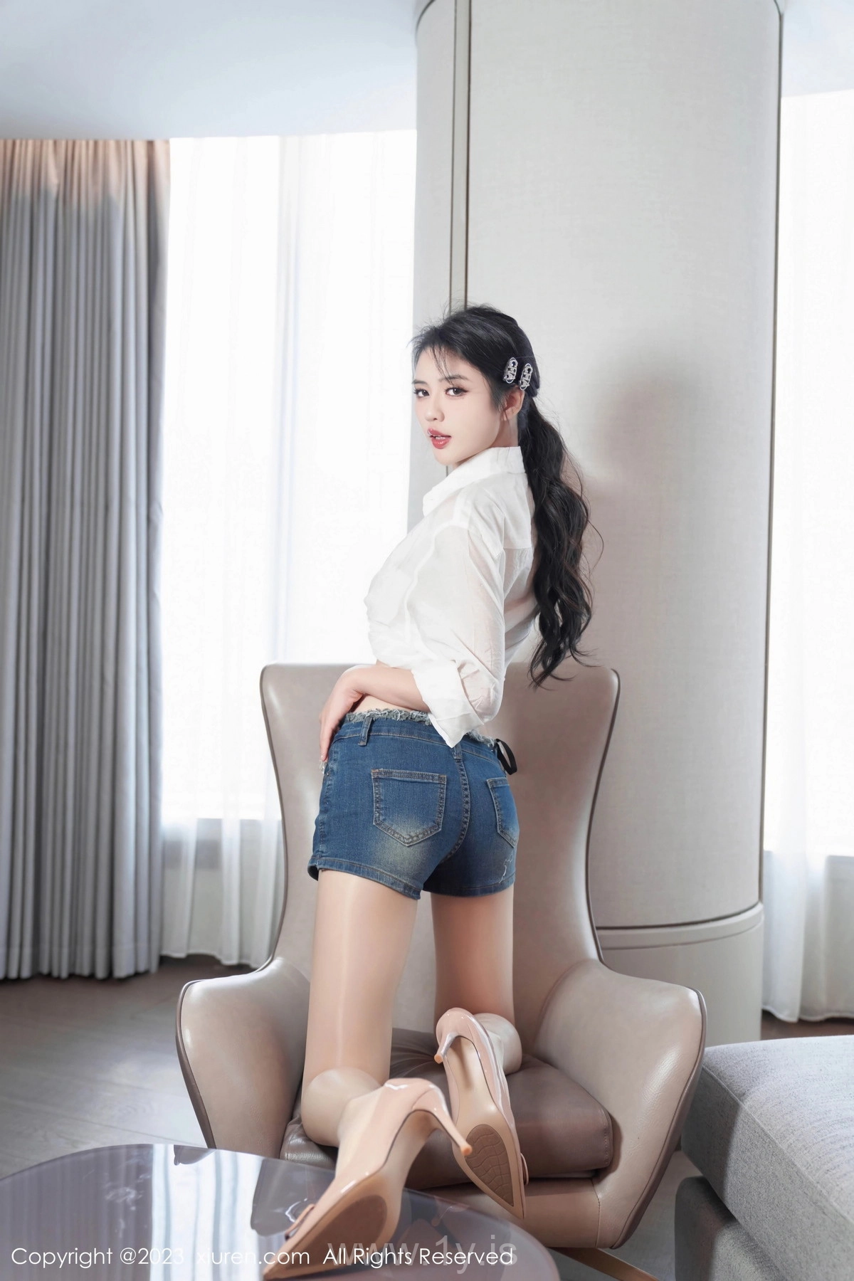 XIUREN(秀人网) No.7667 Attractive Asian Starlet 淺淺Danny