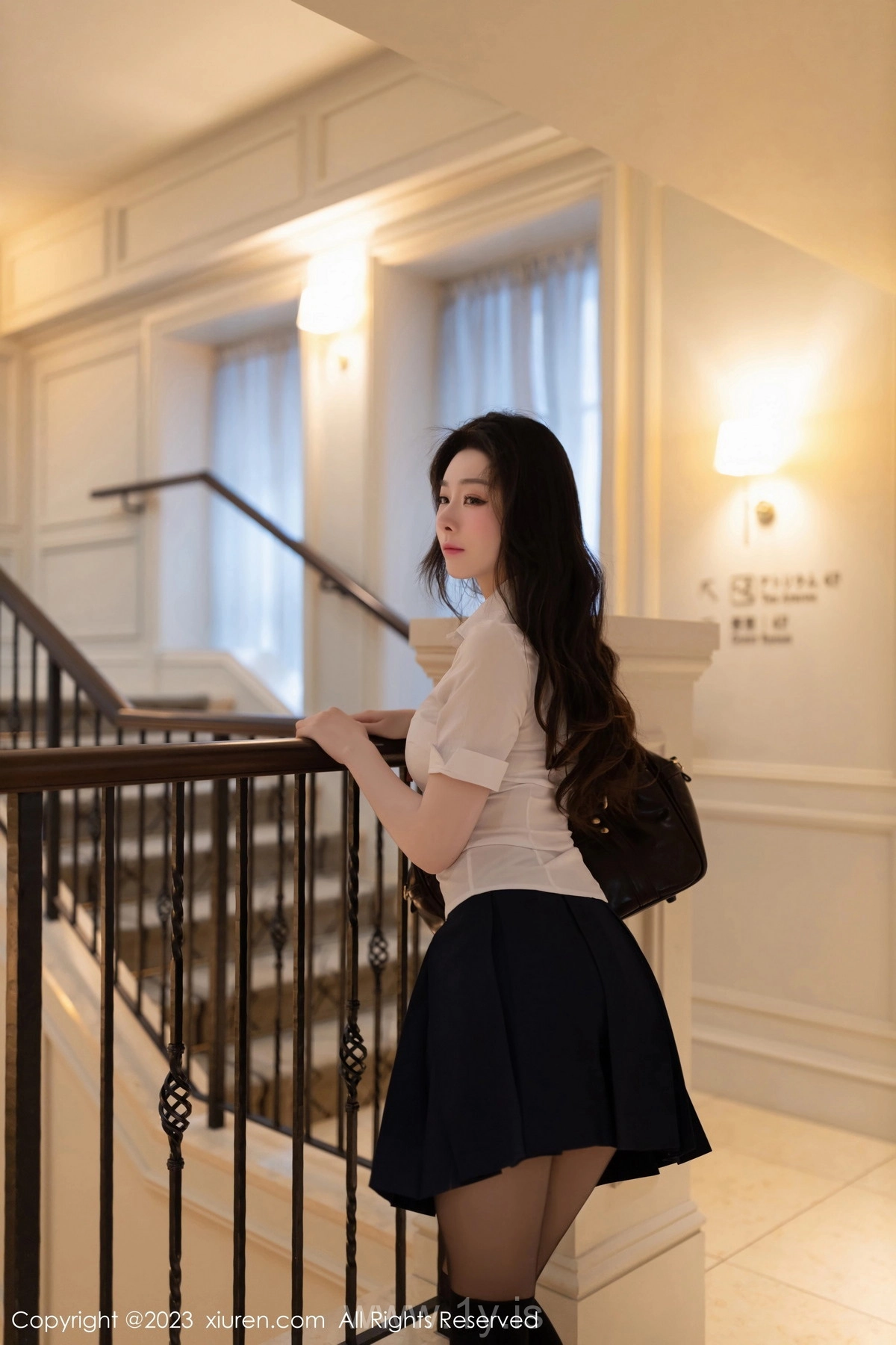 XIUREN(秀人网) No.7674 Decent Chinese Vixen 小逗逗