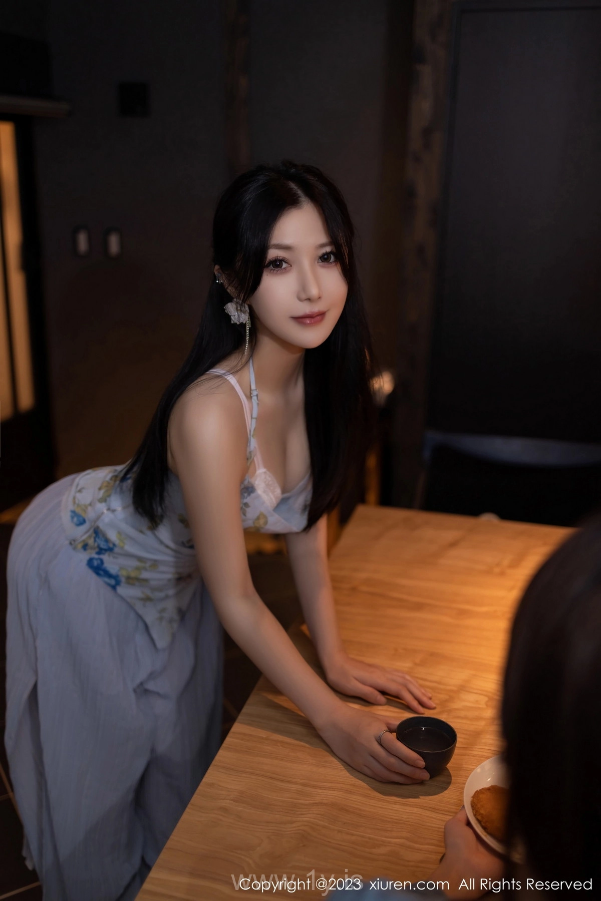 XIUREN(秀人网) No.7681 Sparkling & Pretty Asian Nymph 魚子醬Fish
