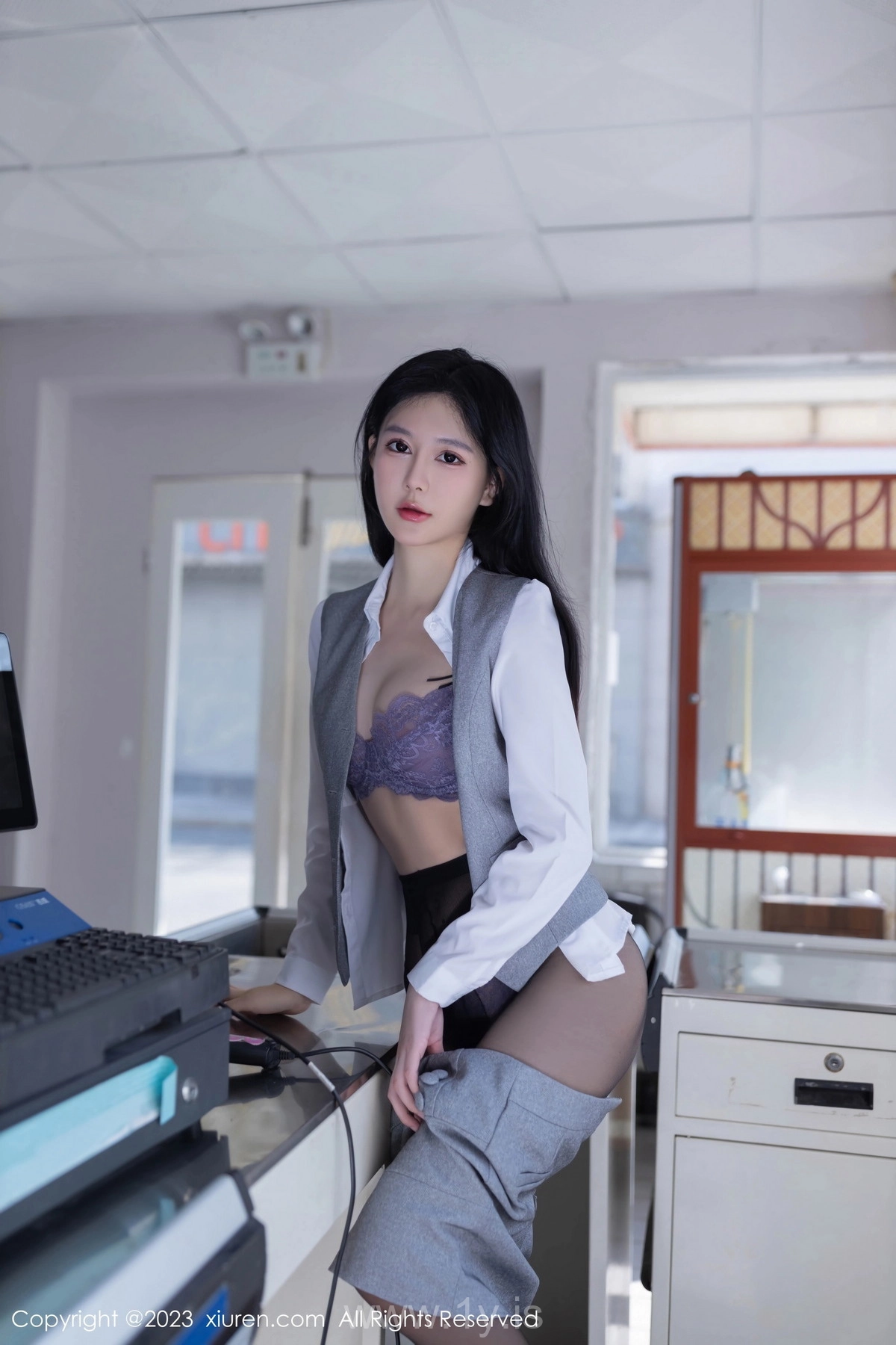XIUREN(秀人网) No.7684 Enchanting & Chic Asian Maiden 怮怮