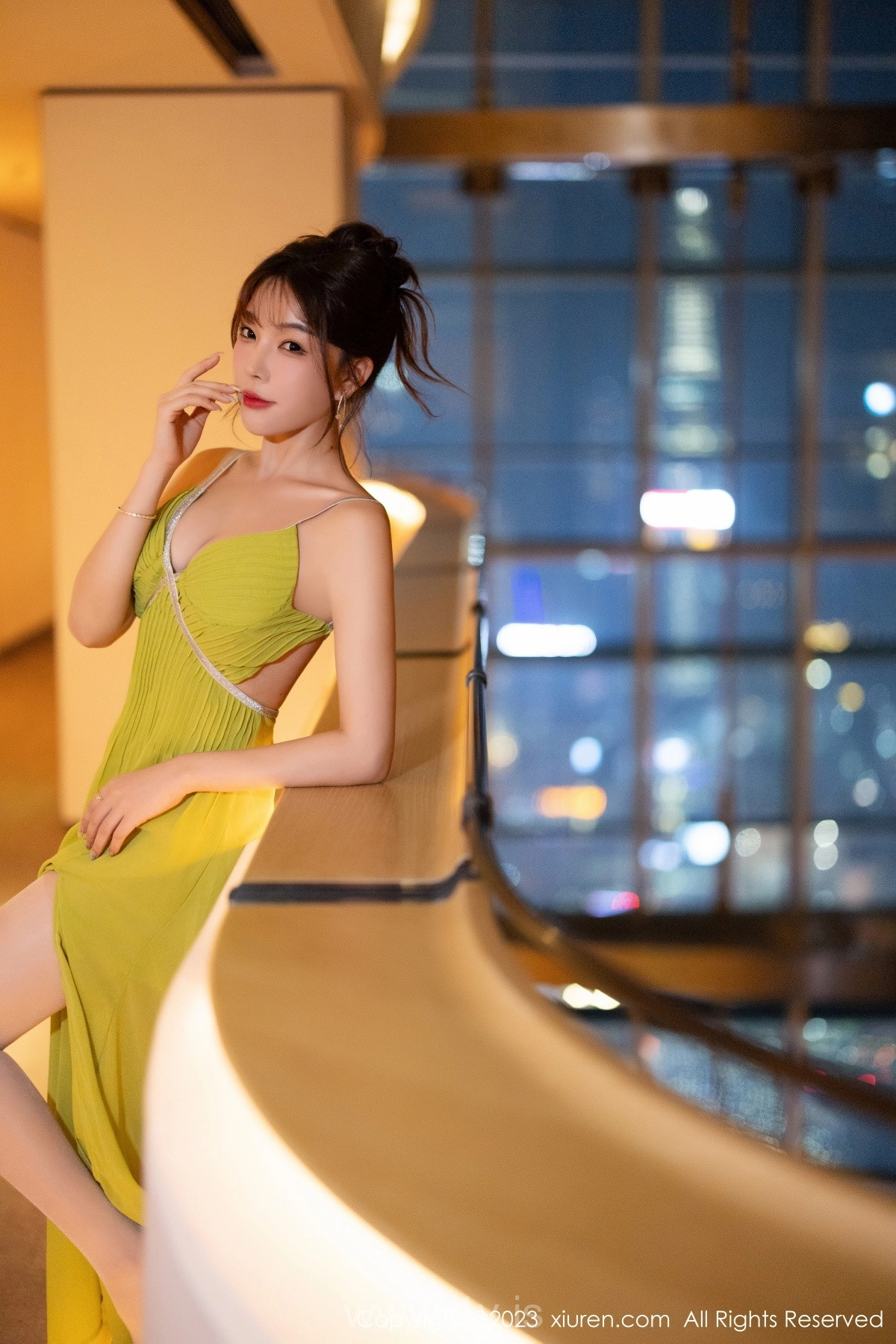 XIUREN(秀人网) No.7696 Slim Chinese Jade 徐莉芝Booty