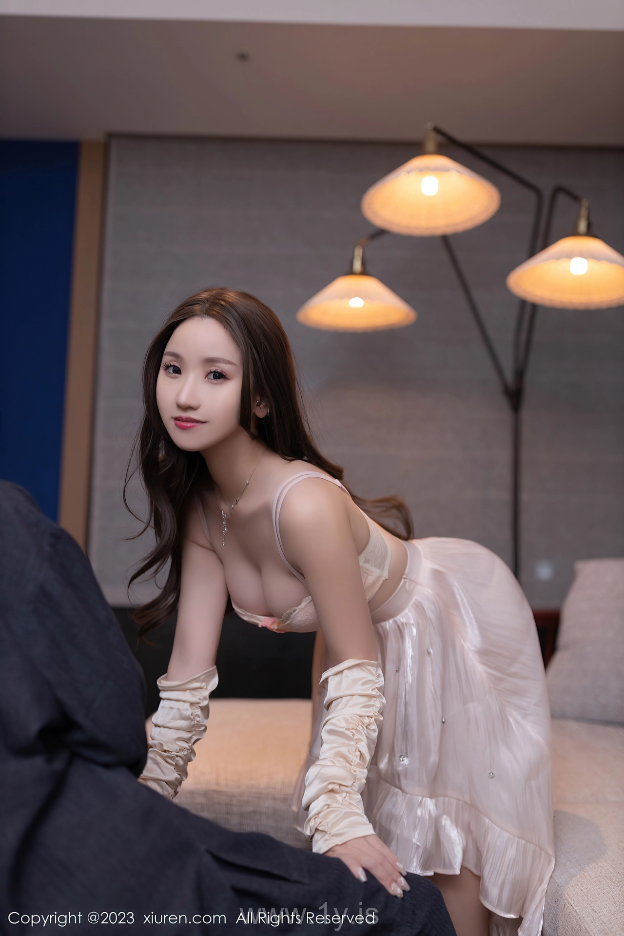 XIUREN(秀人网) No.7702 Elegant Chinese Homebody Girl 杏子Yada