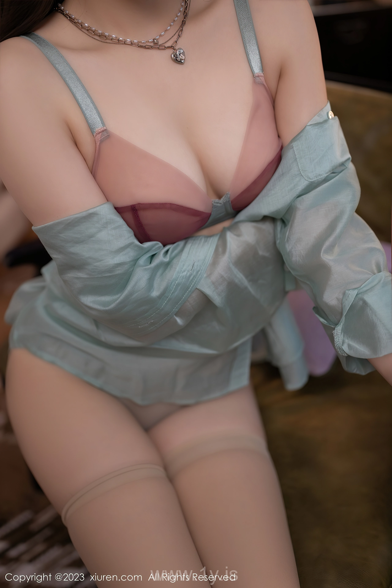 XIUREN(秀人网) No.7721 Luminous & Fashionable Asian Women 鱼子酱Fish