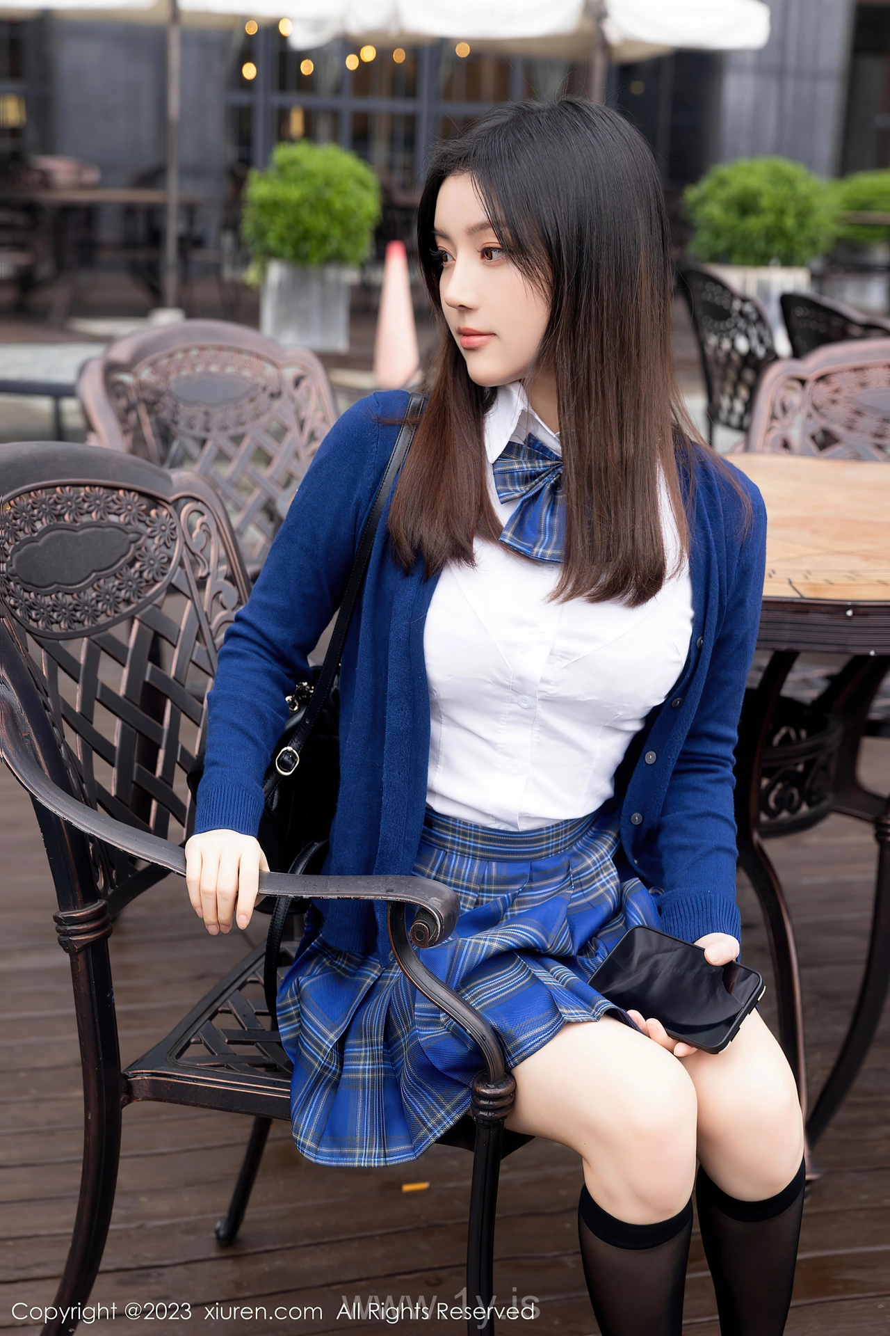 XIUREN(秀人网) No.7754 Alluring Chinese Girl 豆瓣酱