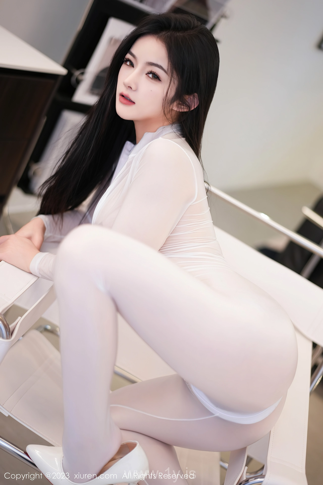 XIUREN(秀人网) No.7785 Classy Asian Peri 谭小灵