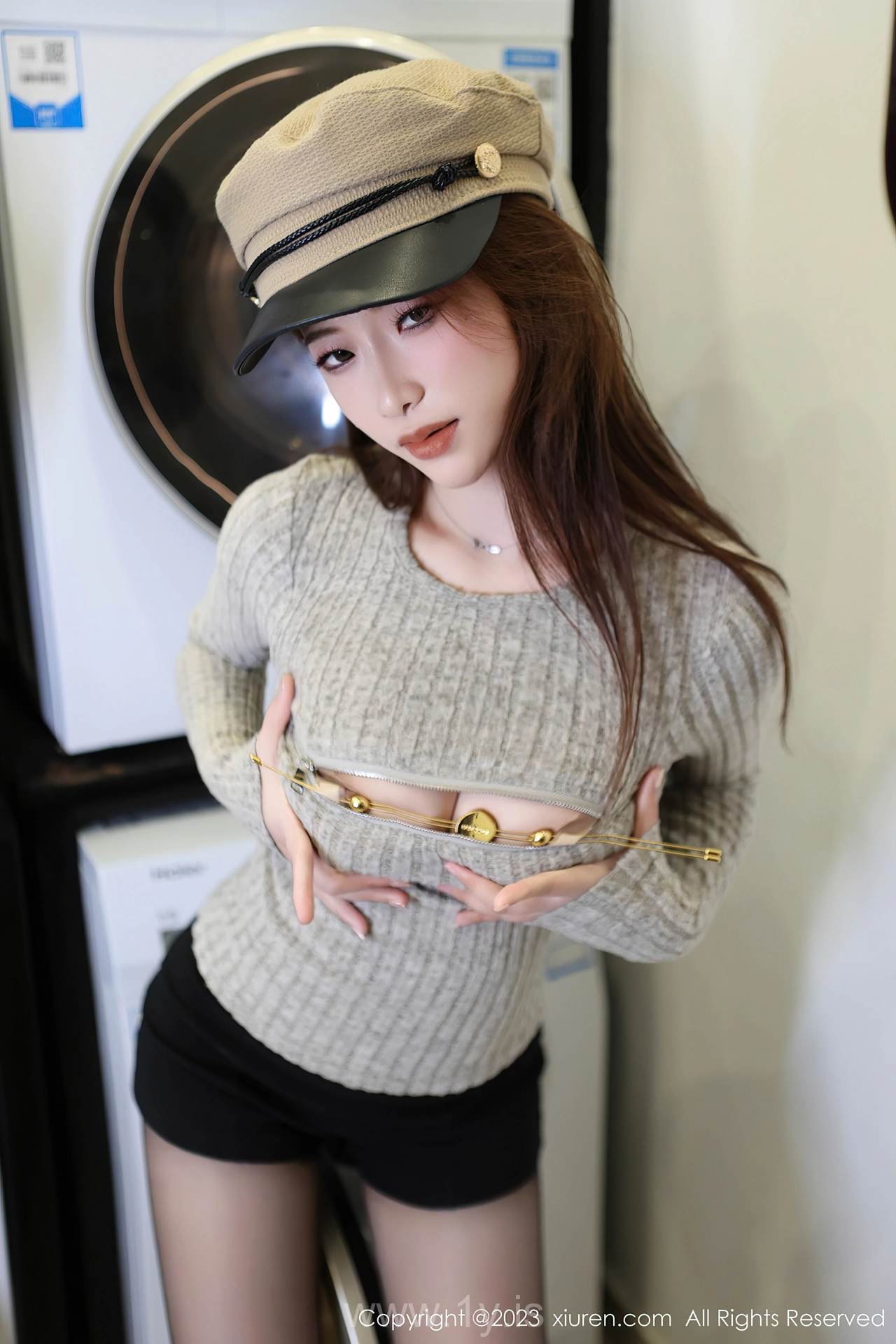 XIUREN(秀人网) No.7790 Nice-looking Chinese Starlet 月酱儿