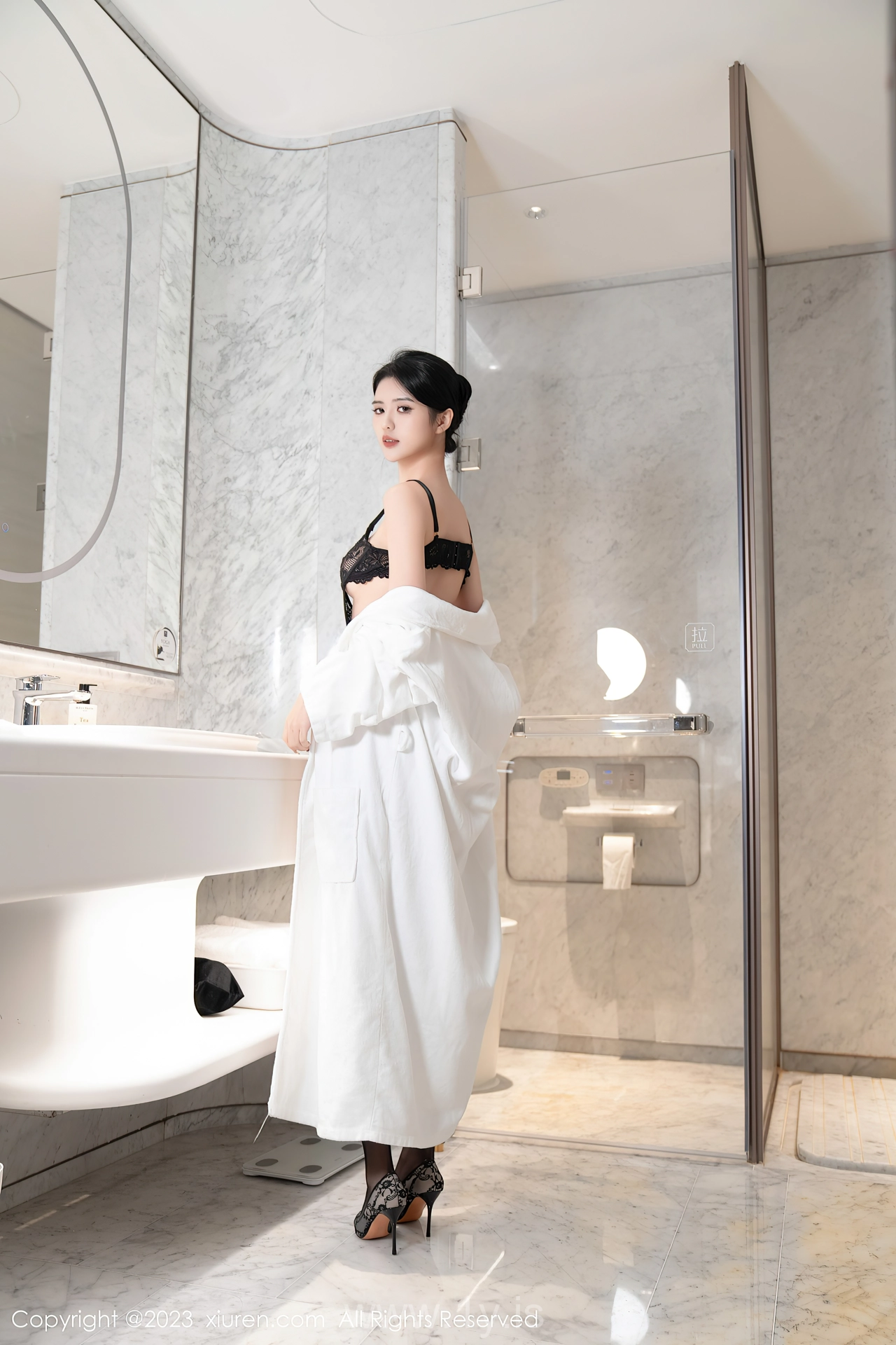 XIUREN(秀人网) No.7808 Lively & Good-looking Chinese Muse 浅浅Danny