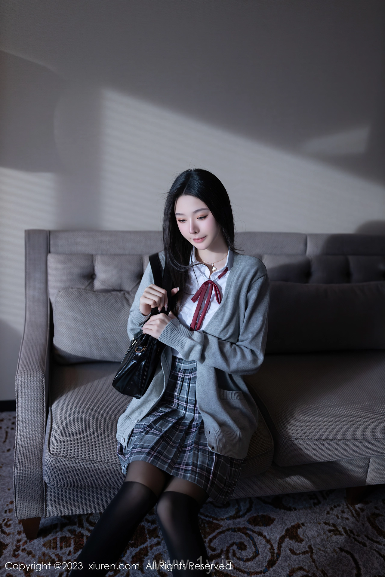 XIUREN(秀人网) No.7809 Fashionable & Refined Asian Women 小逗逗