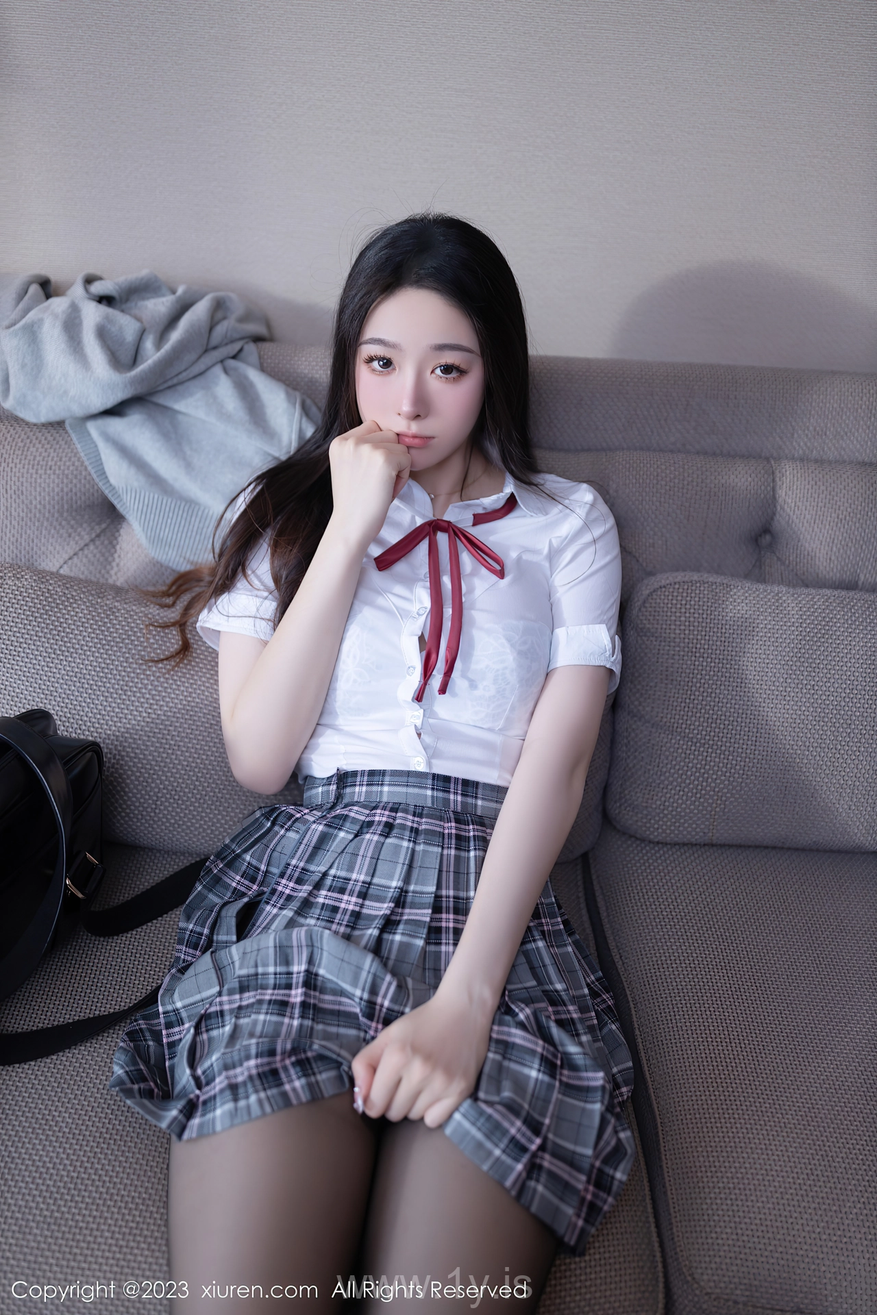 XIUREN(秀人网) No.7809 Fashionable & Refined Asian Women 小逗逗