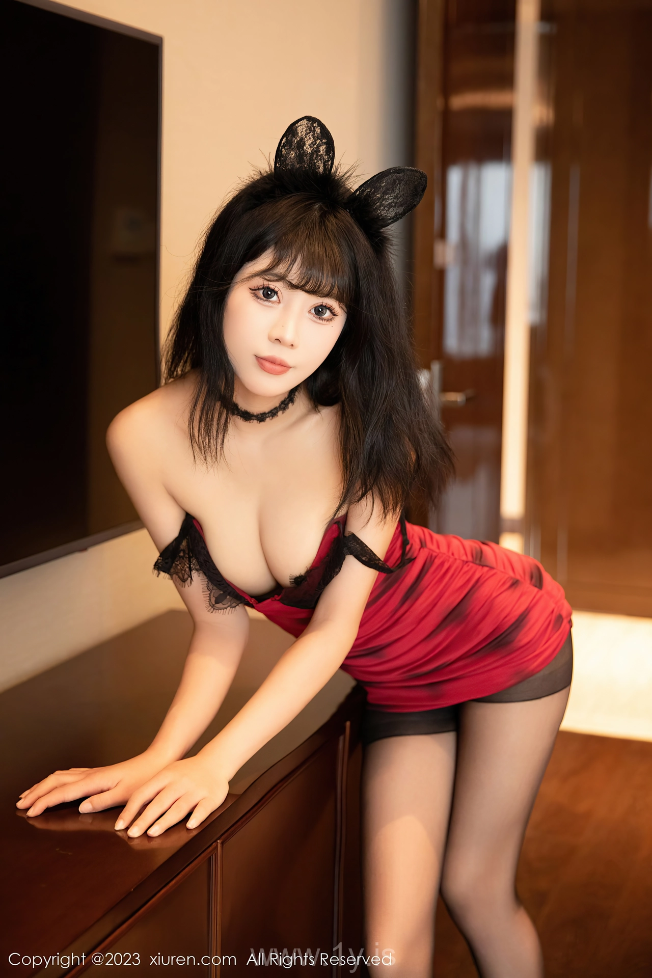 XIUREN(秀人网) No.7826 Classy & Dazzling Asian Goddess 江幼瑶