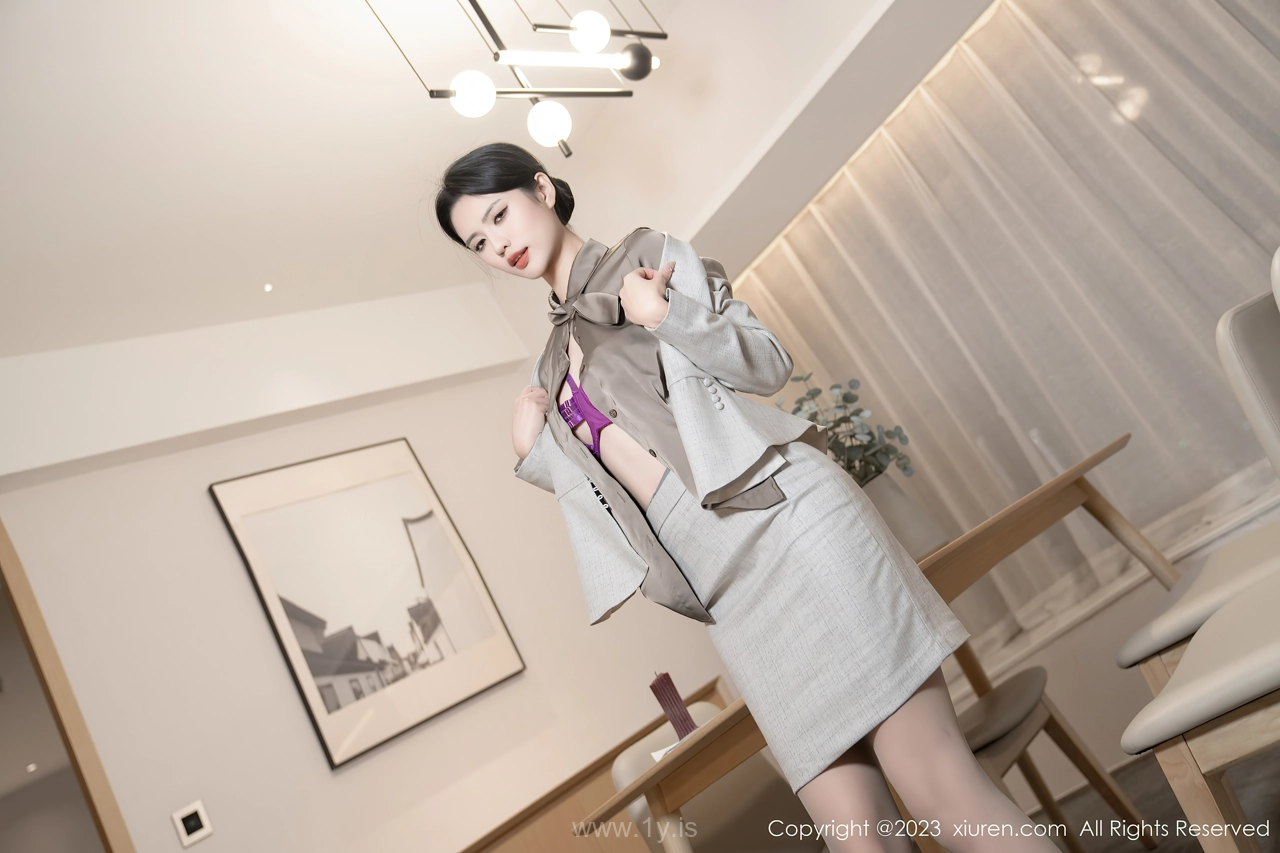 XIUREN(秀人网) No.7845 Shimmering & Tempting Asian Rara Avis 浅浅Danny