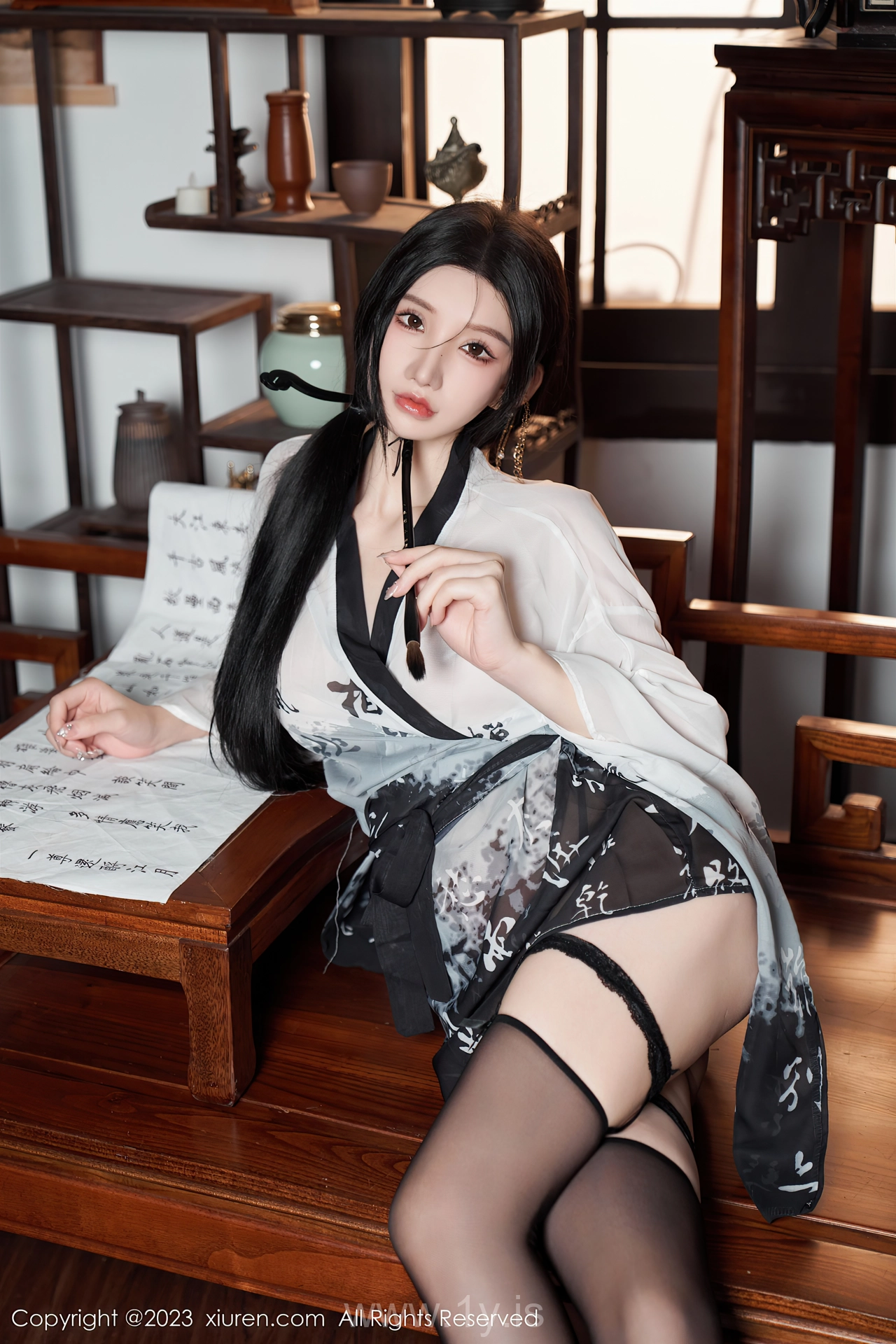XIUREN(秀人网) No.7891 Shimmering Chinese Starlet 周于希Sally