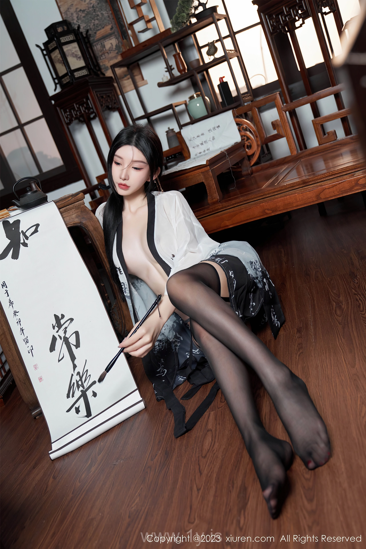 XIUREN(秀人网) No.7891 Shimmering Chinese Starlet 周于希Sally