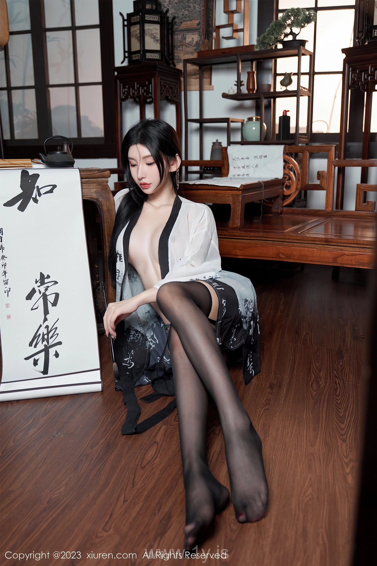XIUREN(秀人网) No.7891 Shimmering Chinese Starlet 周于希Sally