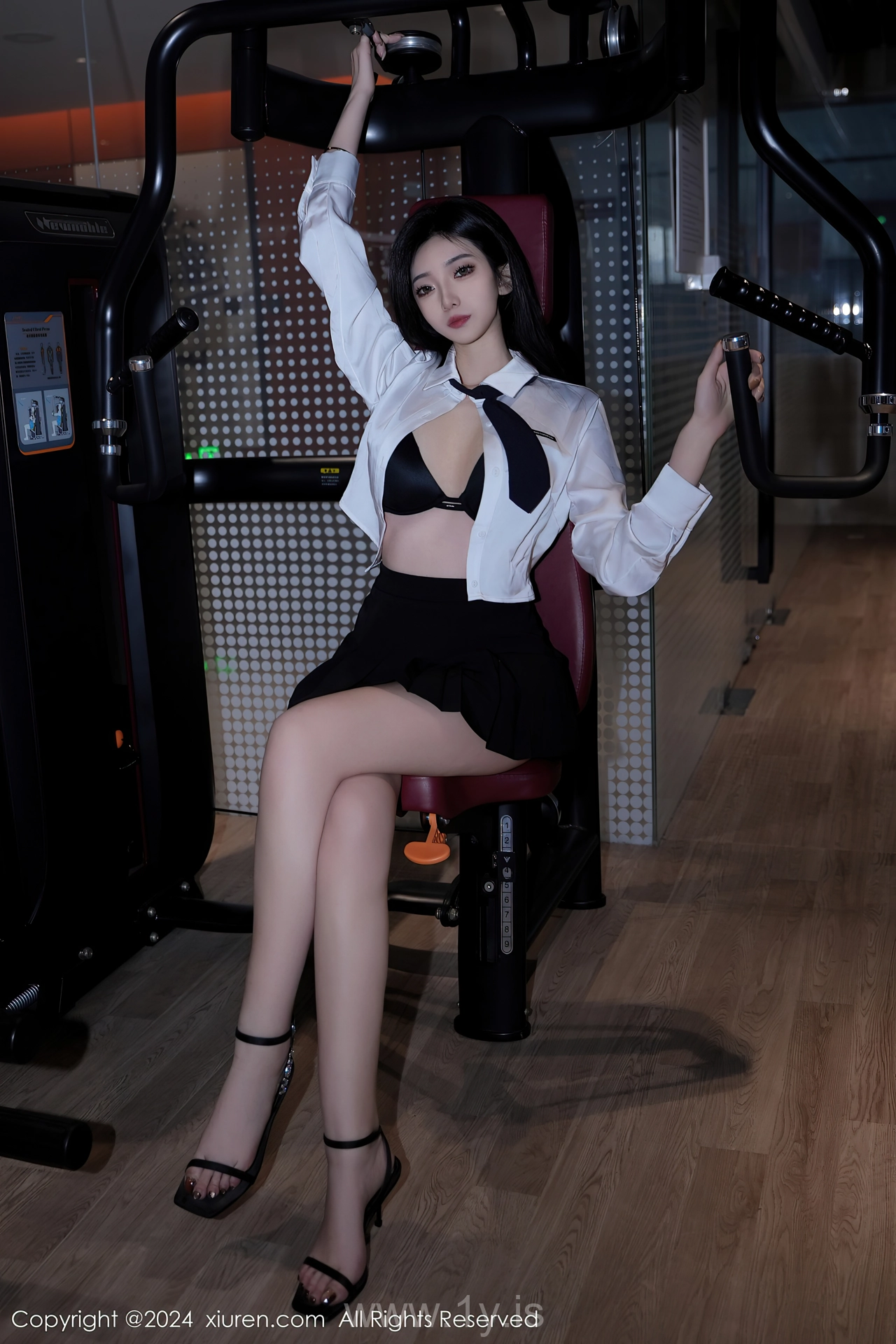 XIUREN(秀人网) No.7894 Glamorous Chinese Belle 安琪Yee