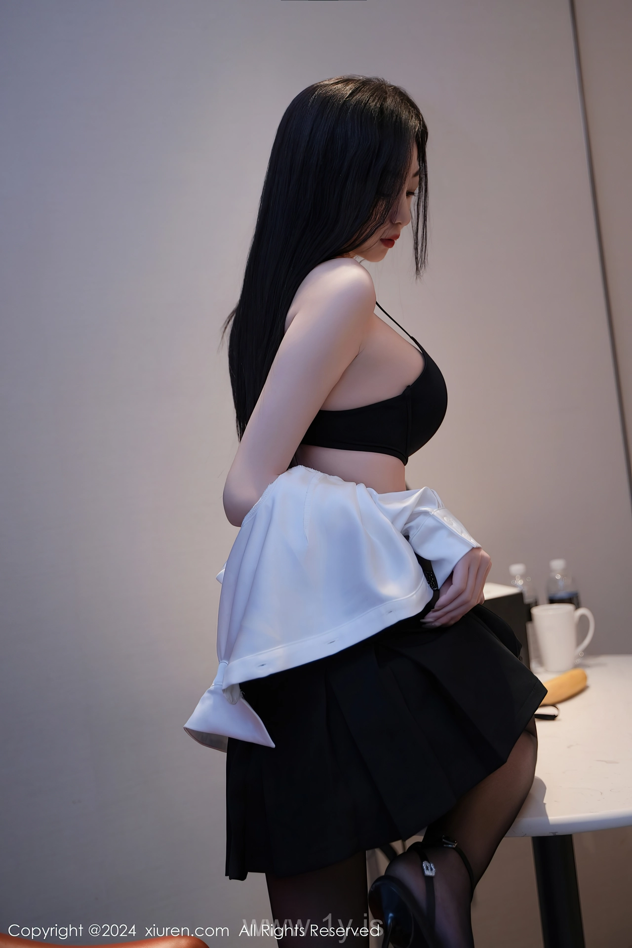 XIUREN(秀人网) No.7894 Glamorous Chinese Belle 安琪Yee