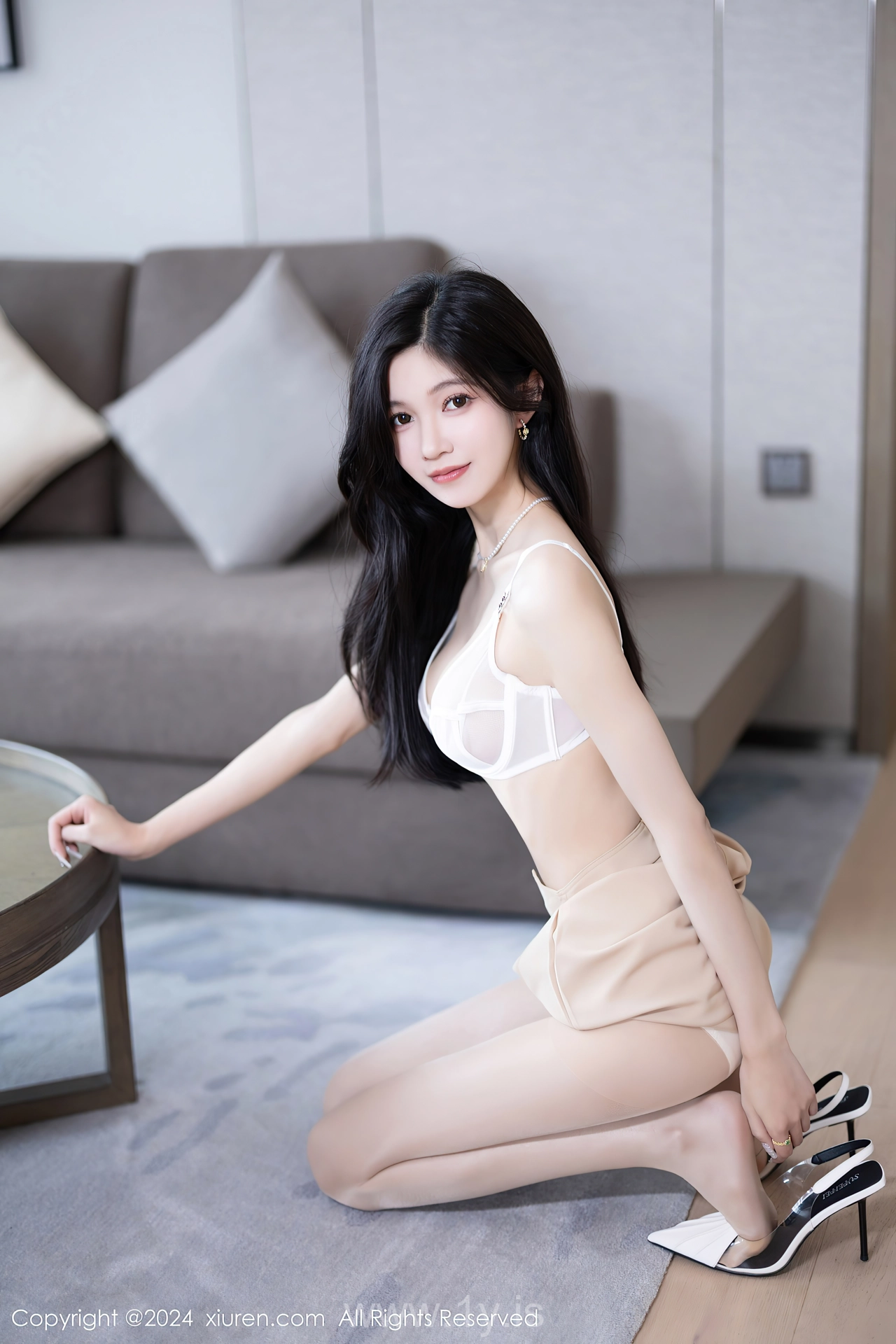 XIUREN(秀人网) No.7906 Stylish Chinese Belle 程程程-