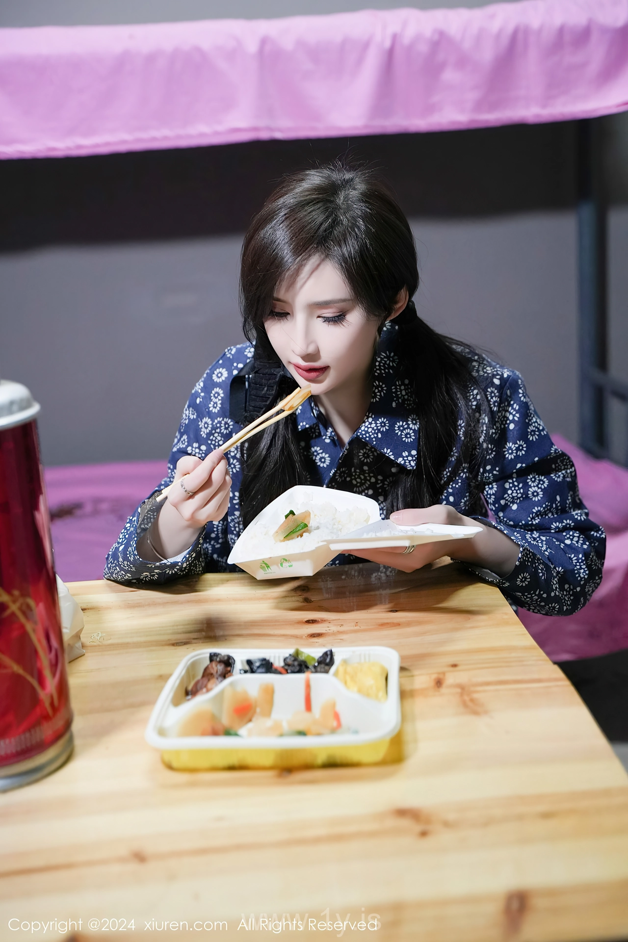 XIUREN(秀人网) No.7915 Adorable & Playful Chinese Diva Carol周妍希