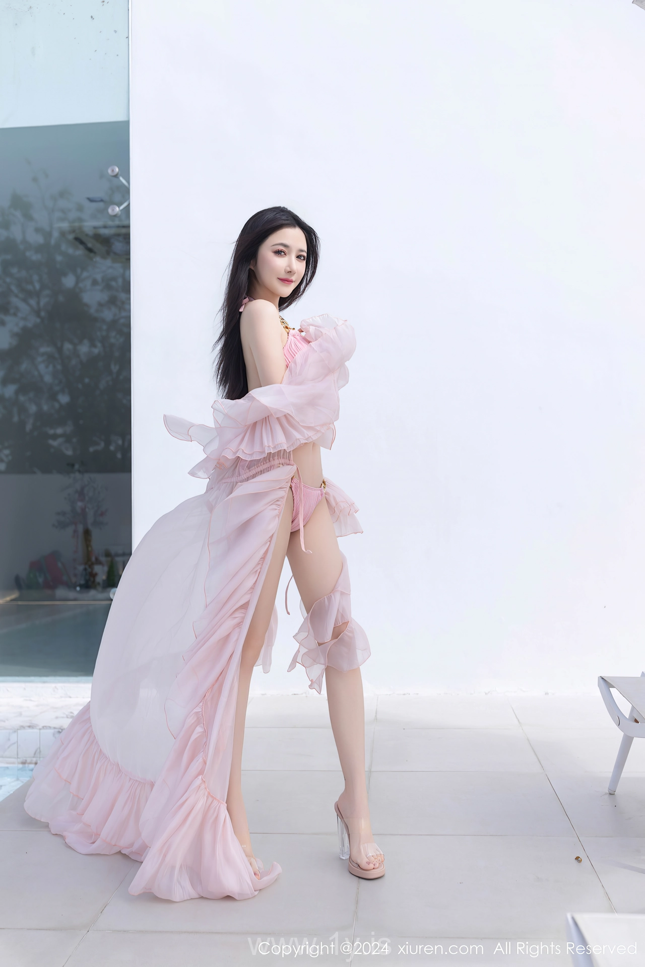 XIUREN(秀人网) No.7920 Innocent & Hot Chinese Queen 鱼子酱Fish