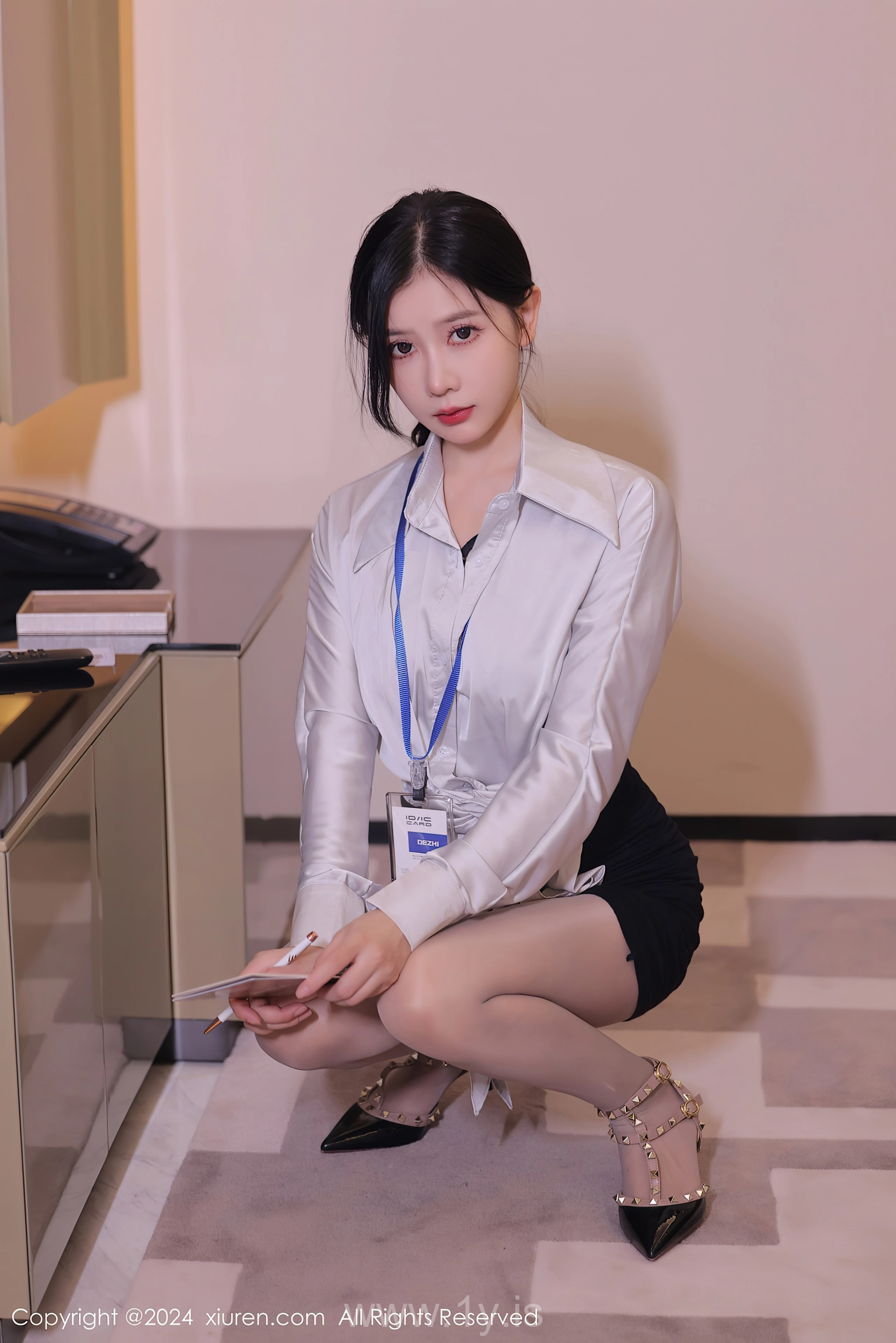 XIUREN(秀人网) No.7926 Mesmerizing Asian Rara Avis 尹甜甜