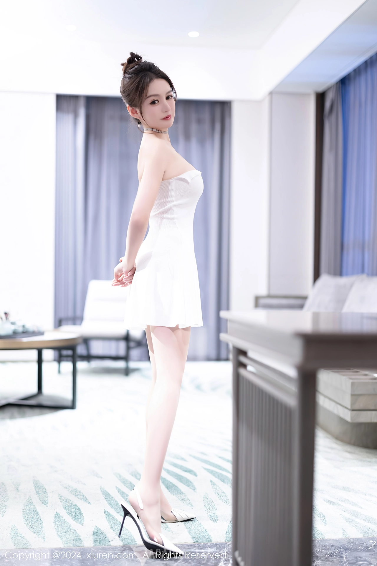 XIUREN(秀人网) No.7927 Stylish Asian Hottie 唐宁宁
